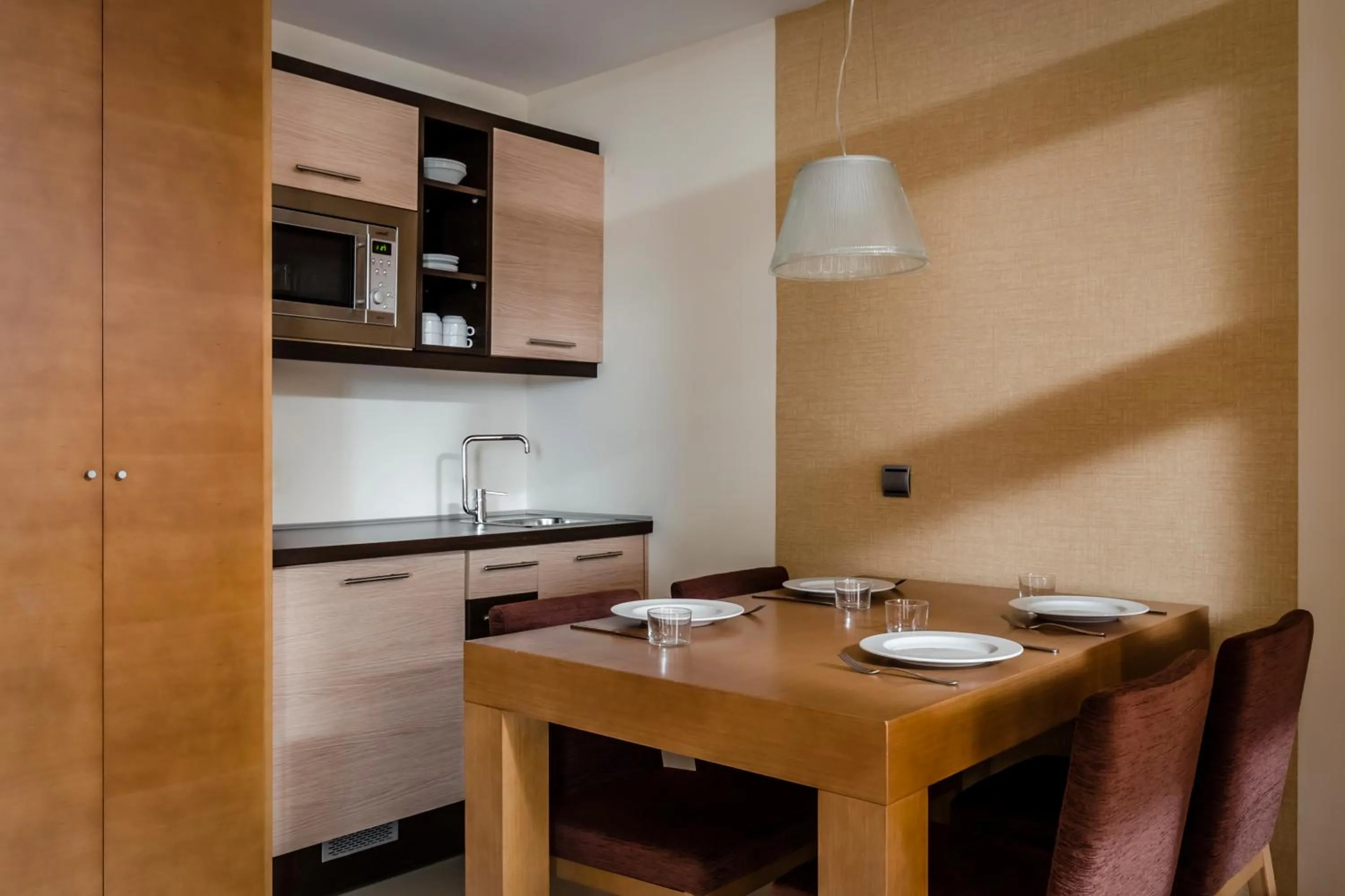 Kitchen or kitchenette in Exe Cunit Suites & Spa