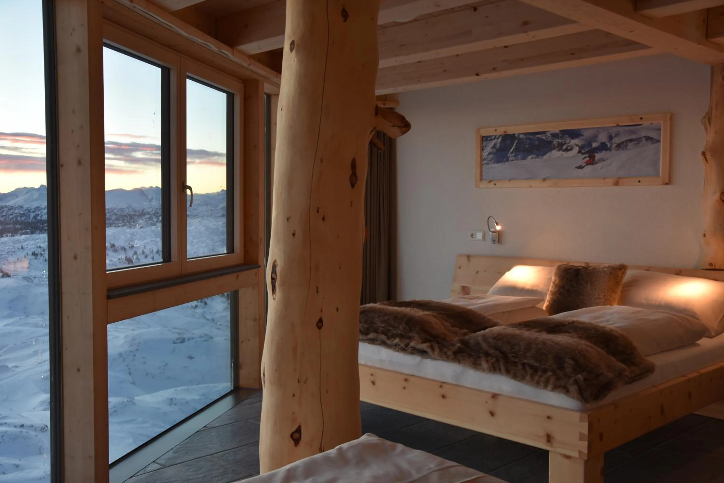 Bed in Lodge am Krippenstein