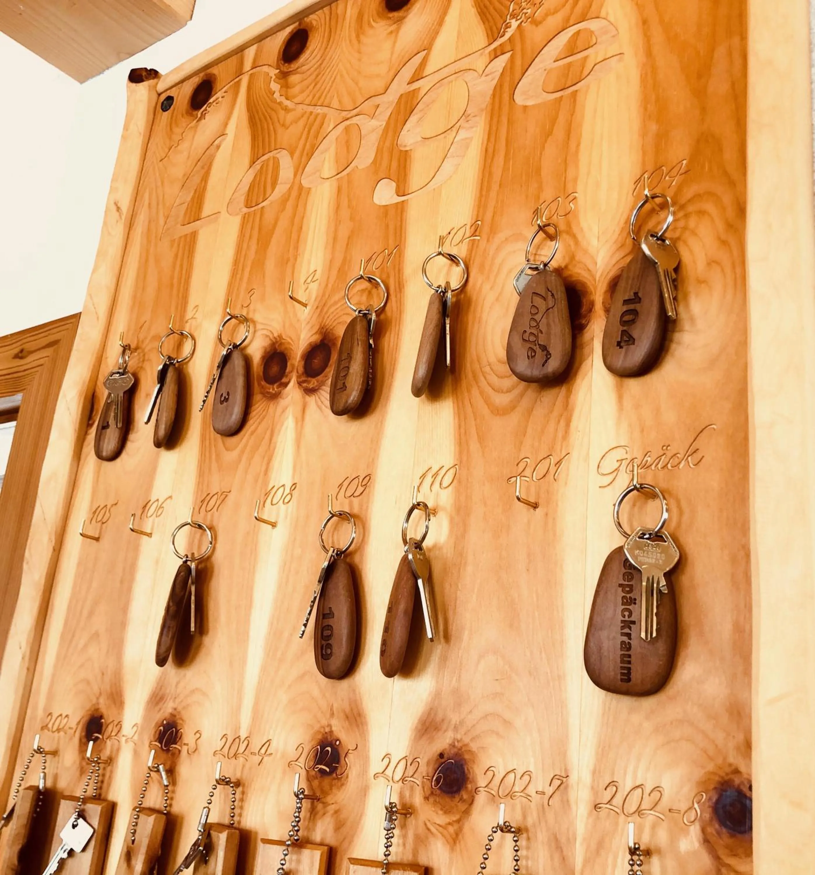 Logo/Certificate/Sign in Lodge am Krippenstein