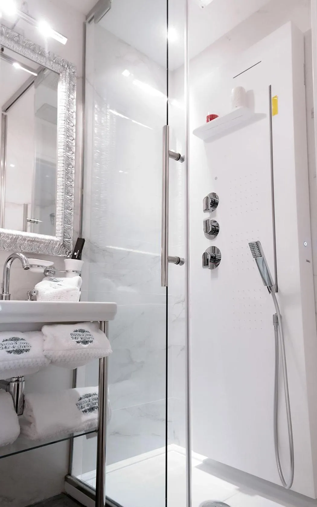 Bathroom in Piazza di Spagna Suite de Charme