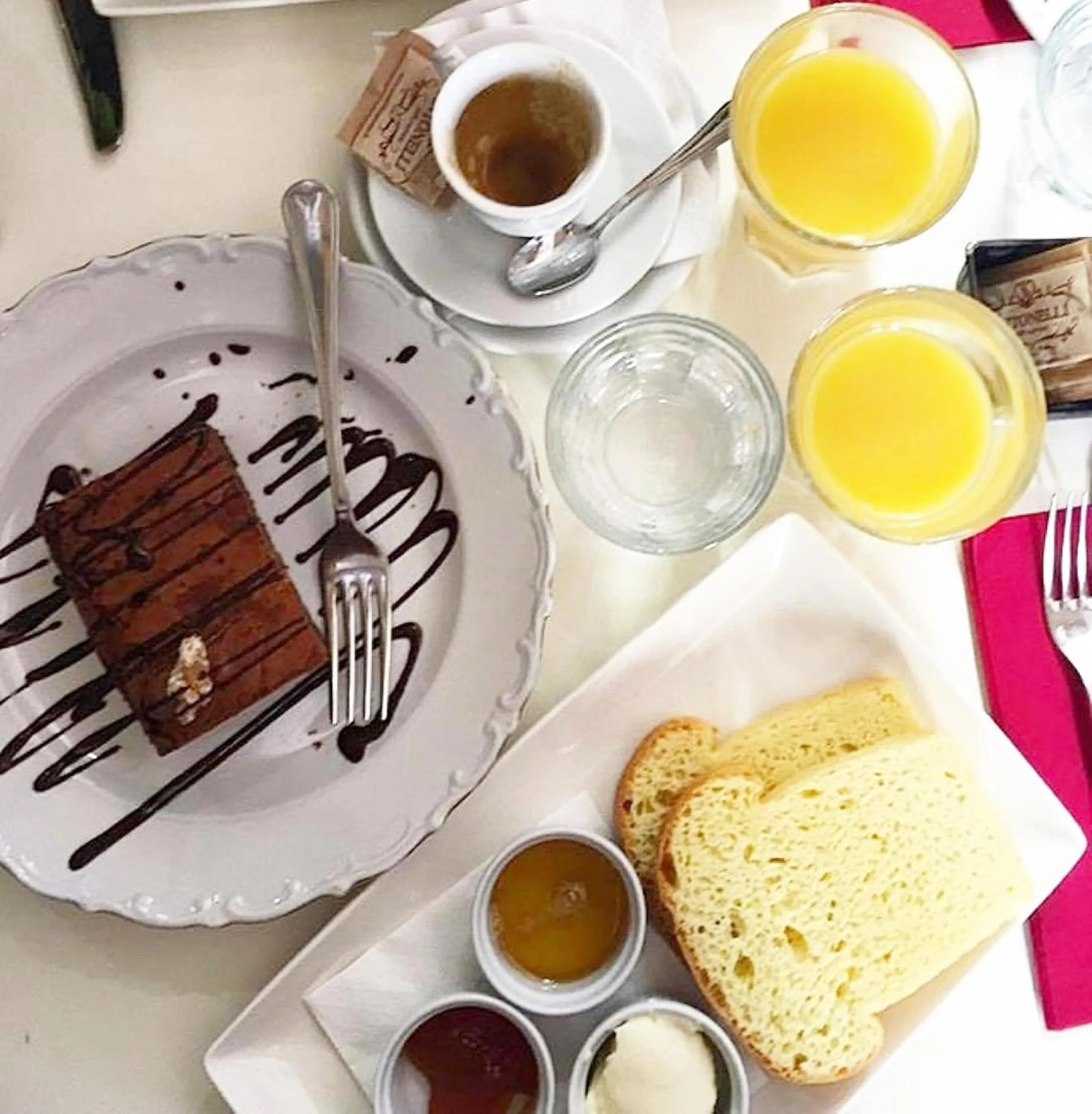 Breakfast in Piazza di Spagna Suite de Charme