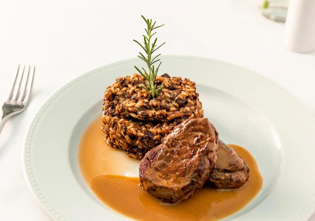 Meals in Estanplaza Paulista