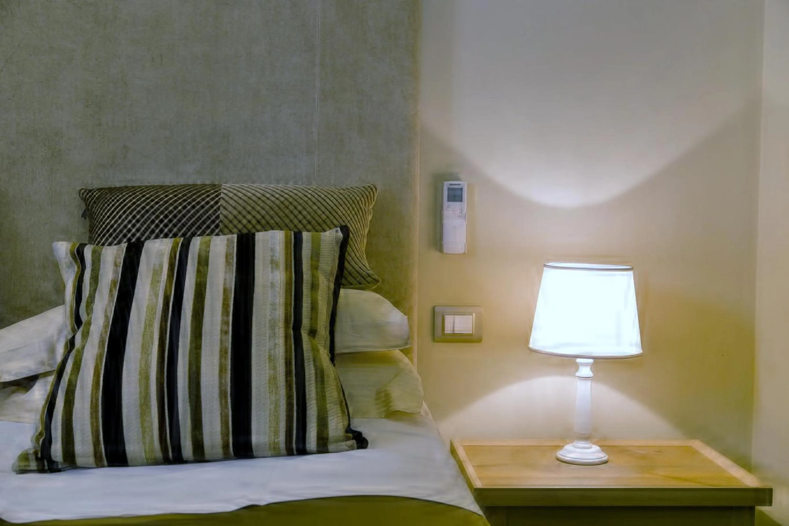 Decorative detail, Bed in Hotel Valeri