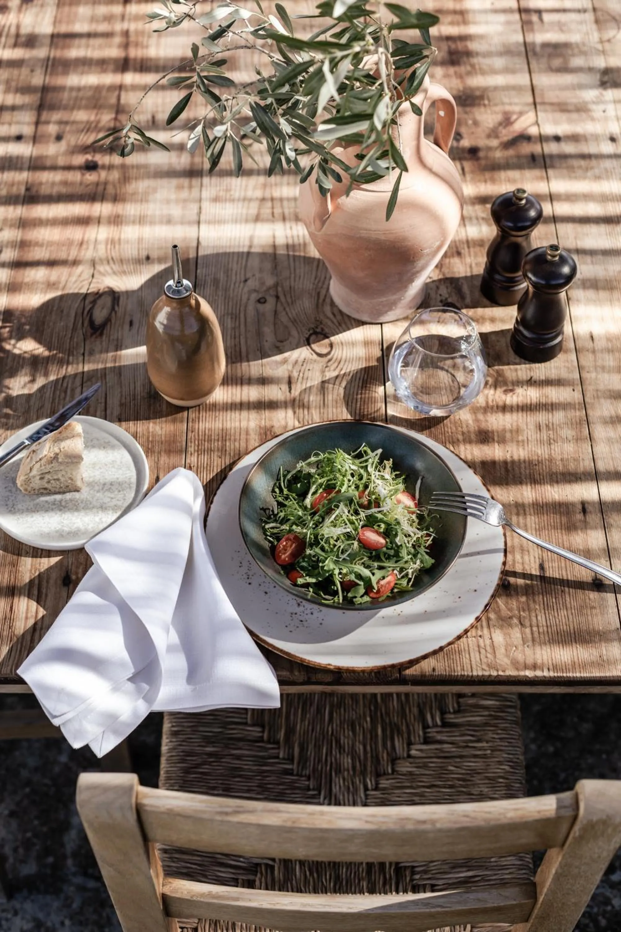 Restaurant/places to eat in Ca'n Beneït