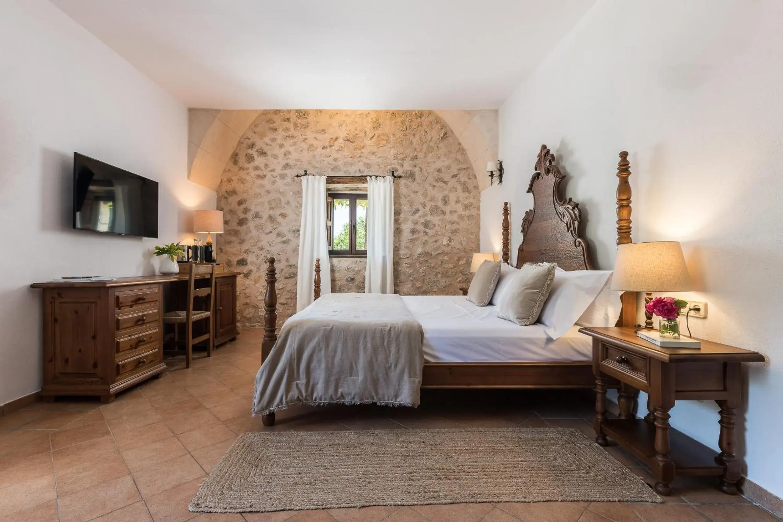 Double Room in Ca'n Beneït Double Room in Ca'n Beneït