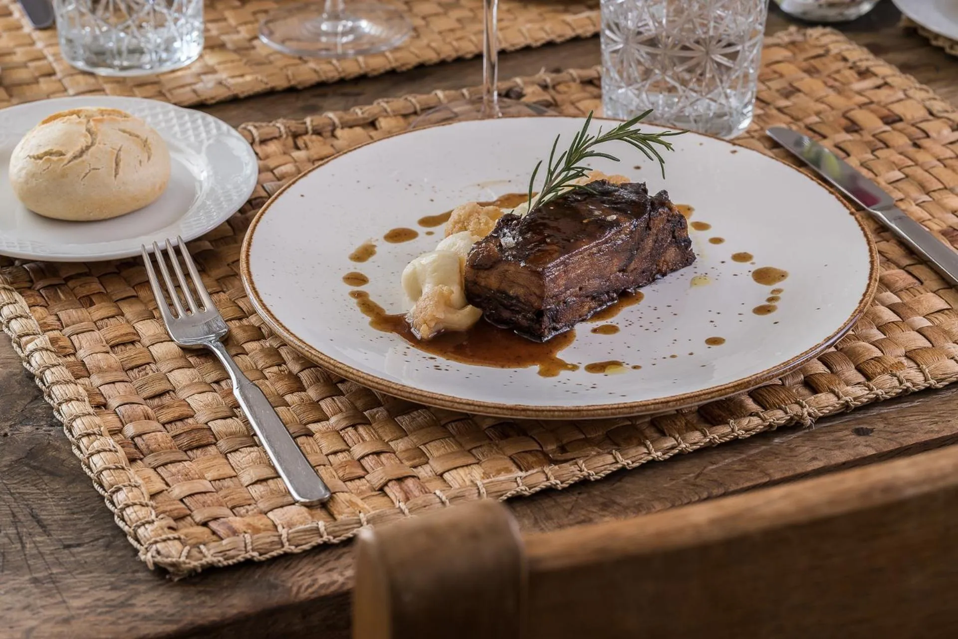 Restaurant/places to eat in Ca'n Beneït