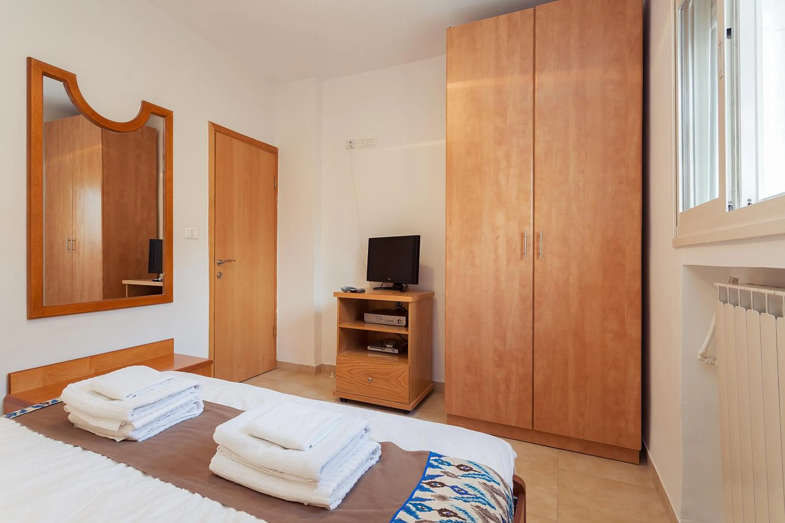 Bedroom, Bed in Colony Suites- Hananya St.