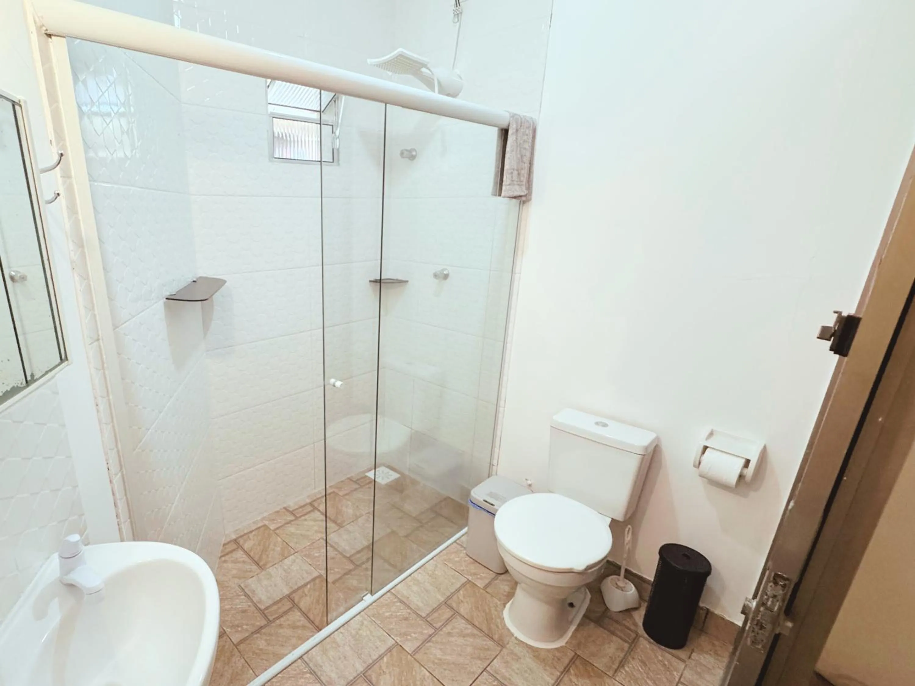 Shower in Tombo Beach Yoga Bem-estar