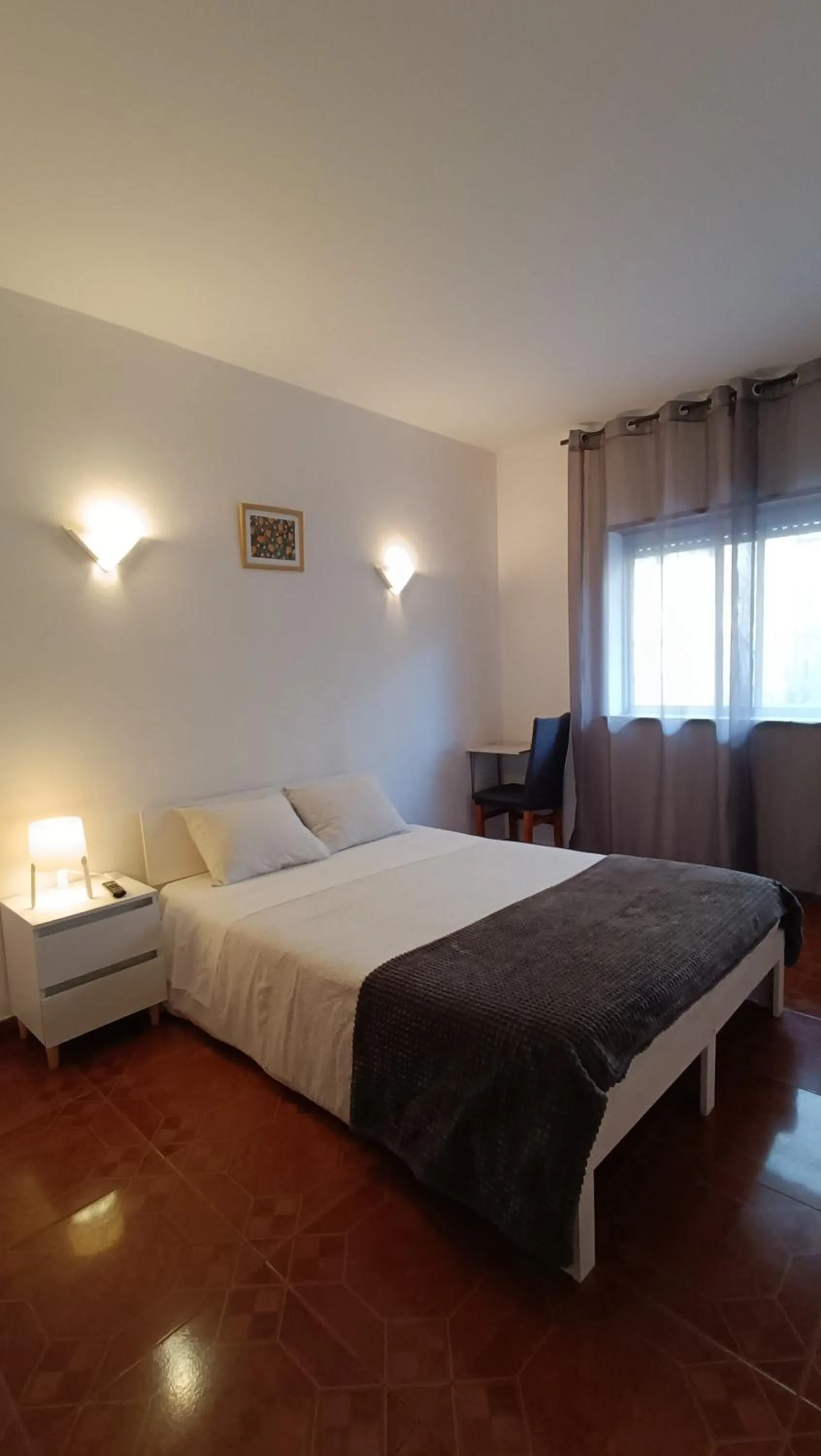 Bedroom, Bed in Residencial S. Gião