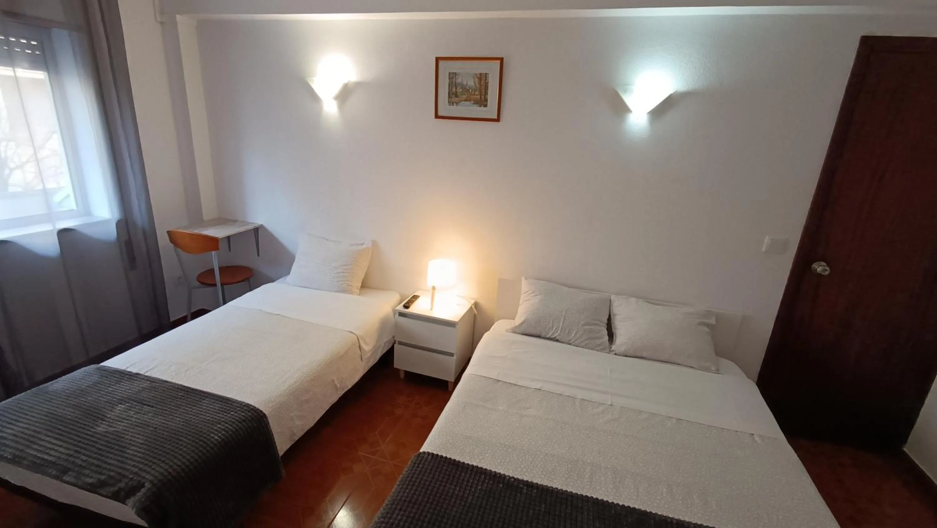 Bedroom, Bed in Residencial S. Gião