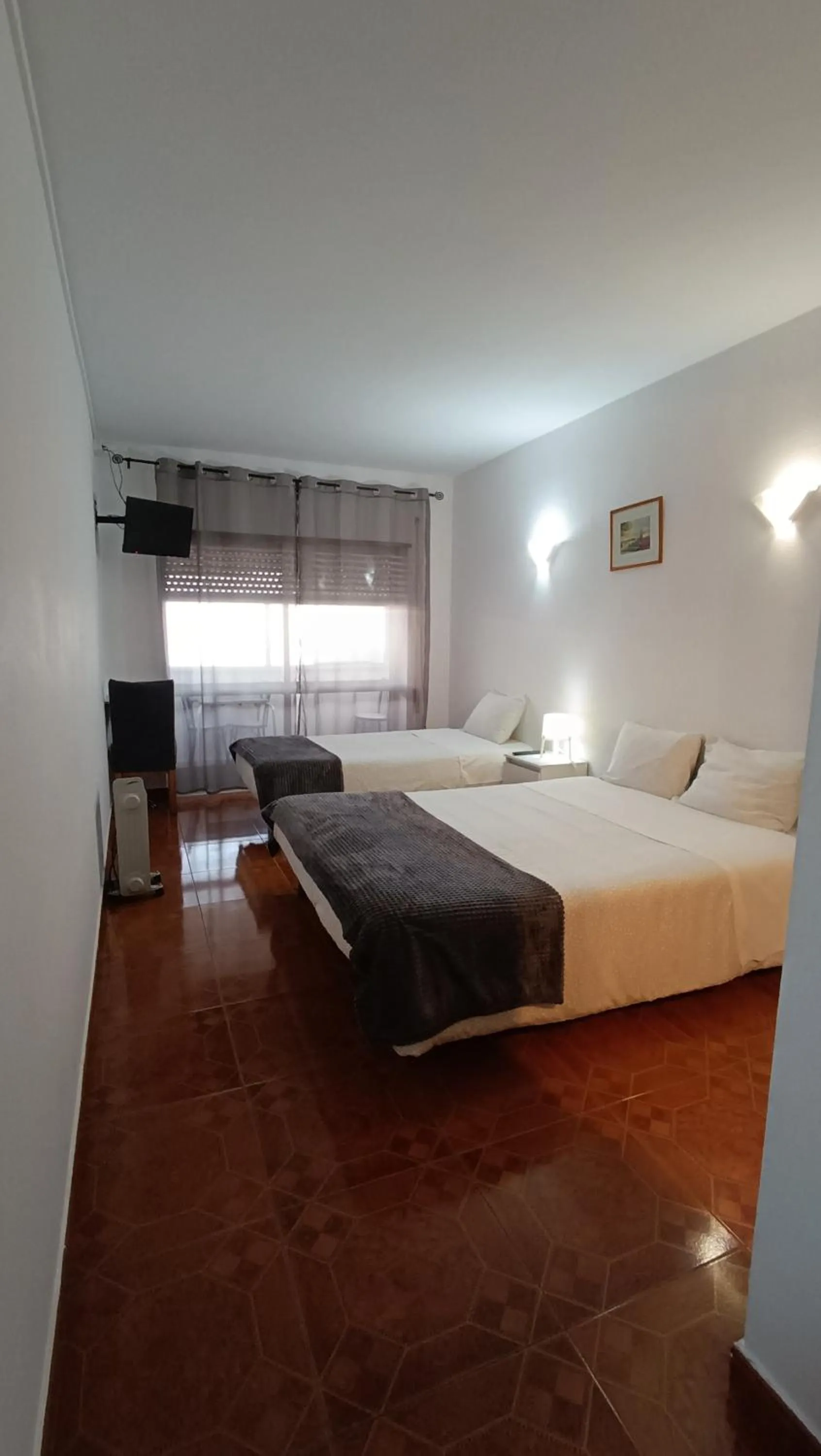 Bedroom, Bed in Residencial S. Gião