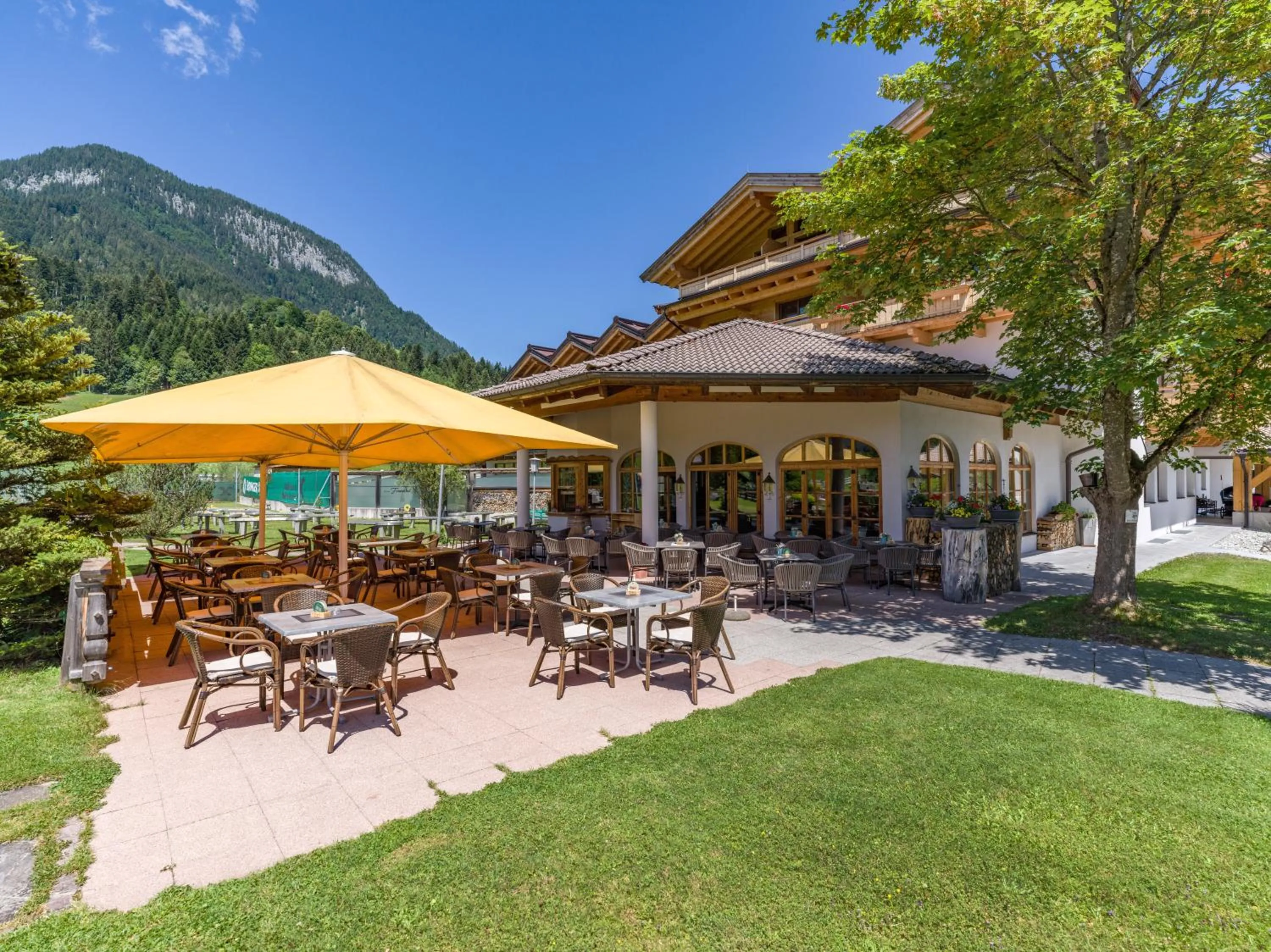 Restaurant/places to eat in Franzlhof