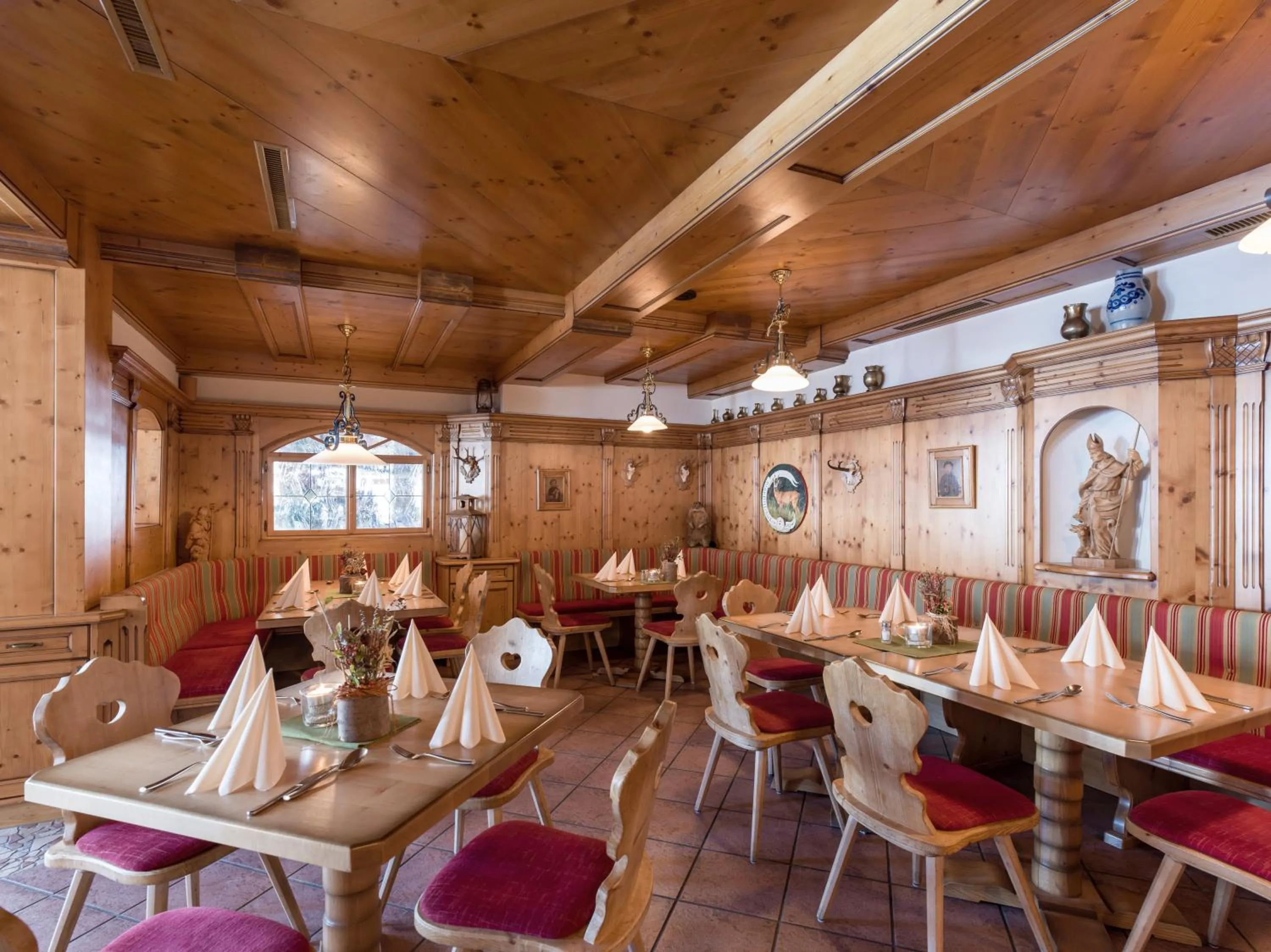 Restaurant/places to eat in Franzlhof