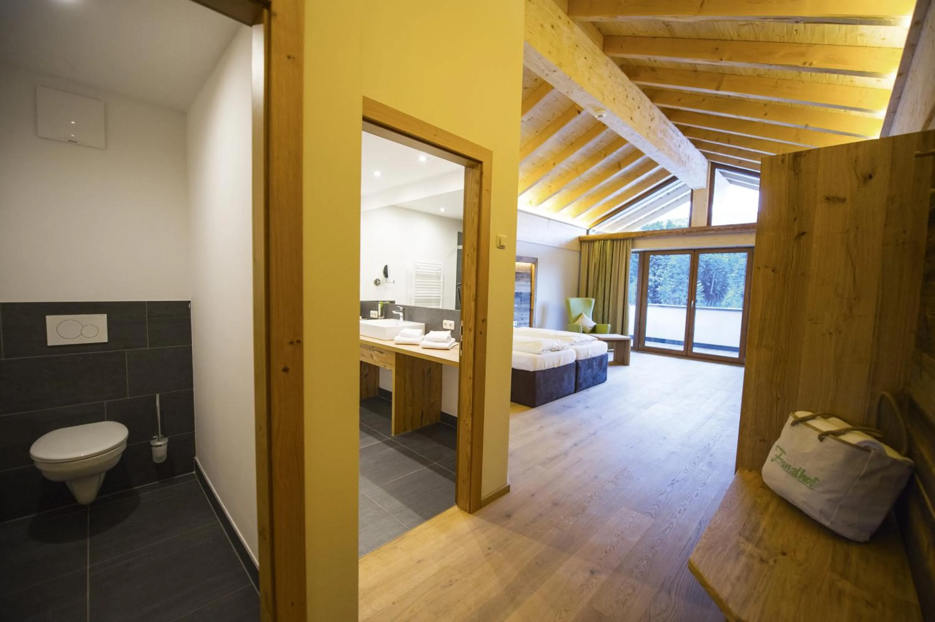 Bathroom, Bed in Franzlhof