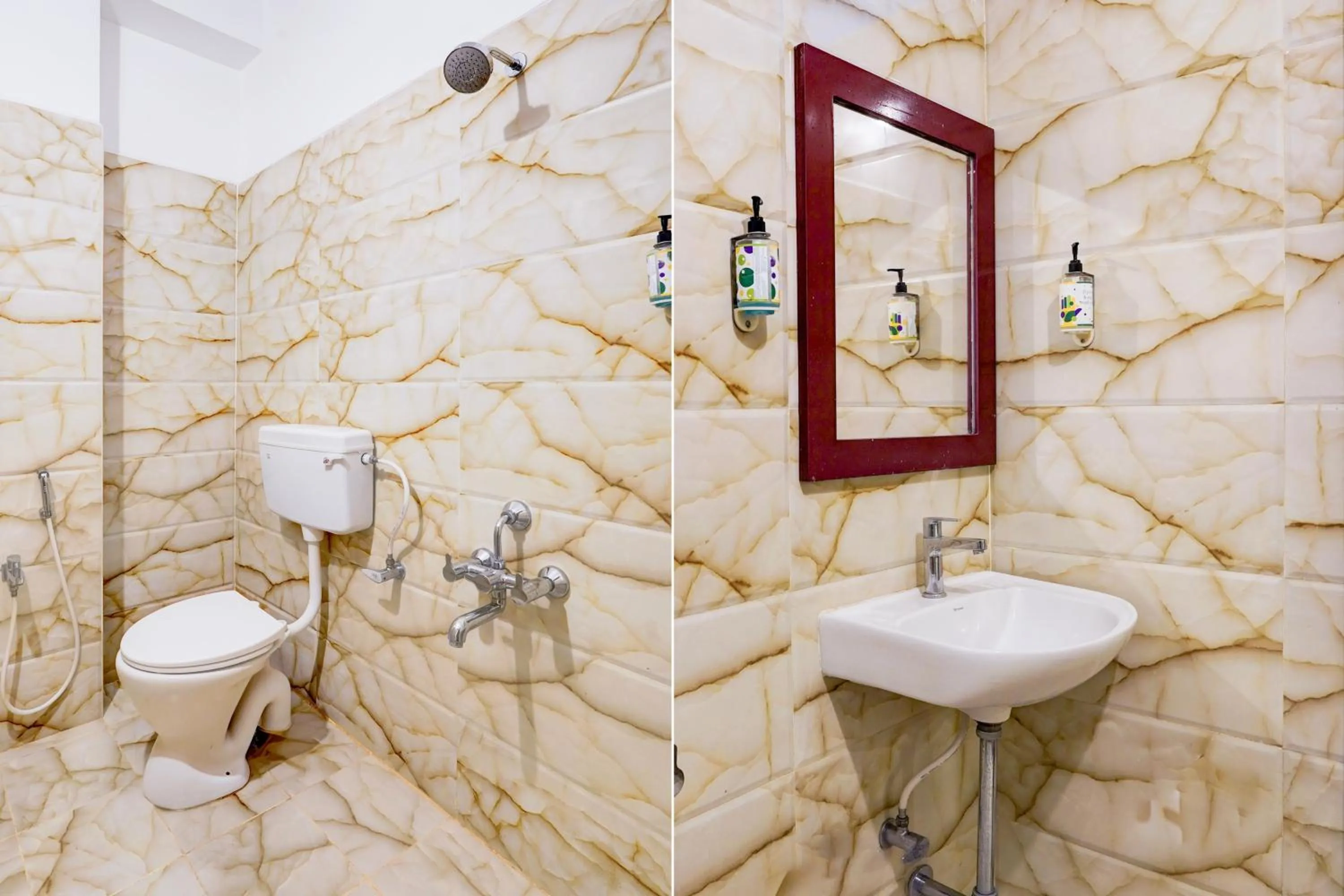 Bathroom in Super Townhouse White Town Rock Beach Formerly Prakasam Residency