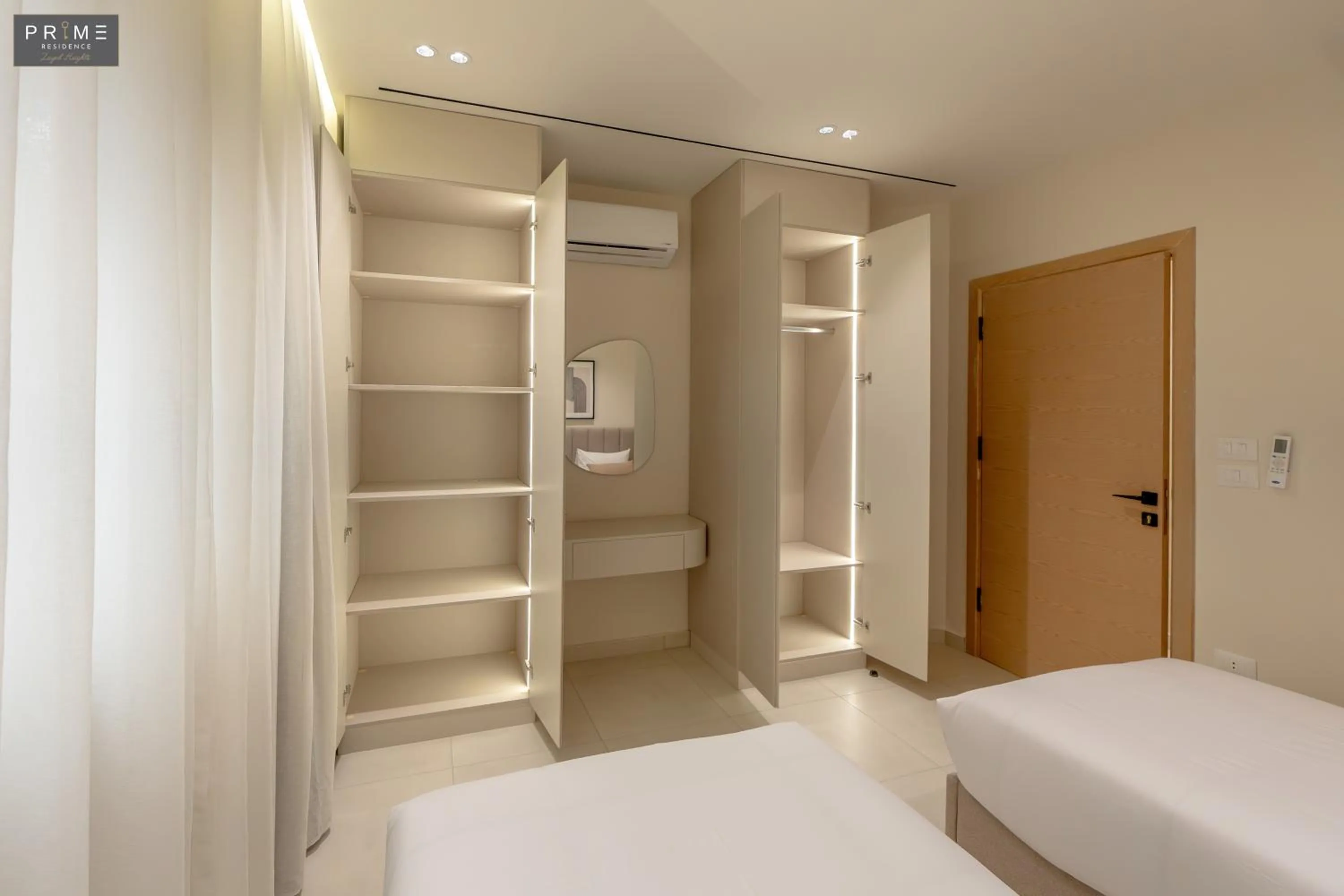 Bed in Prime Residence Zayed Heights