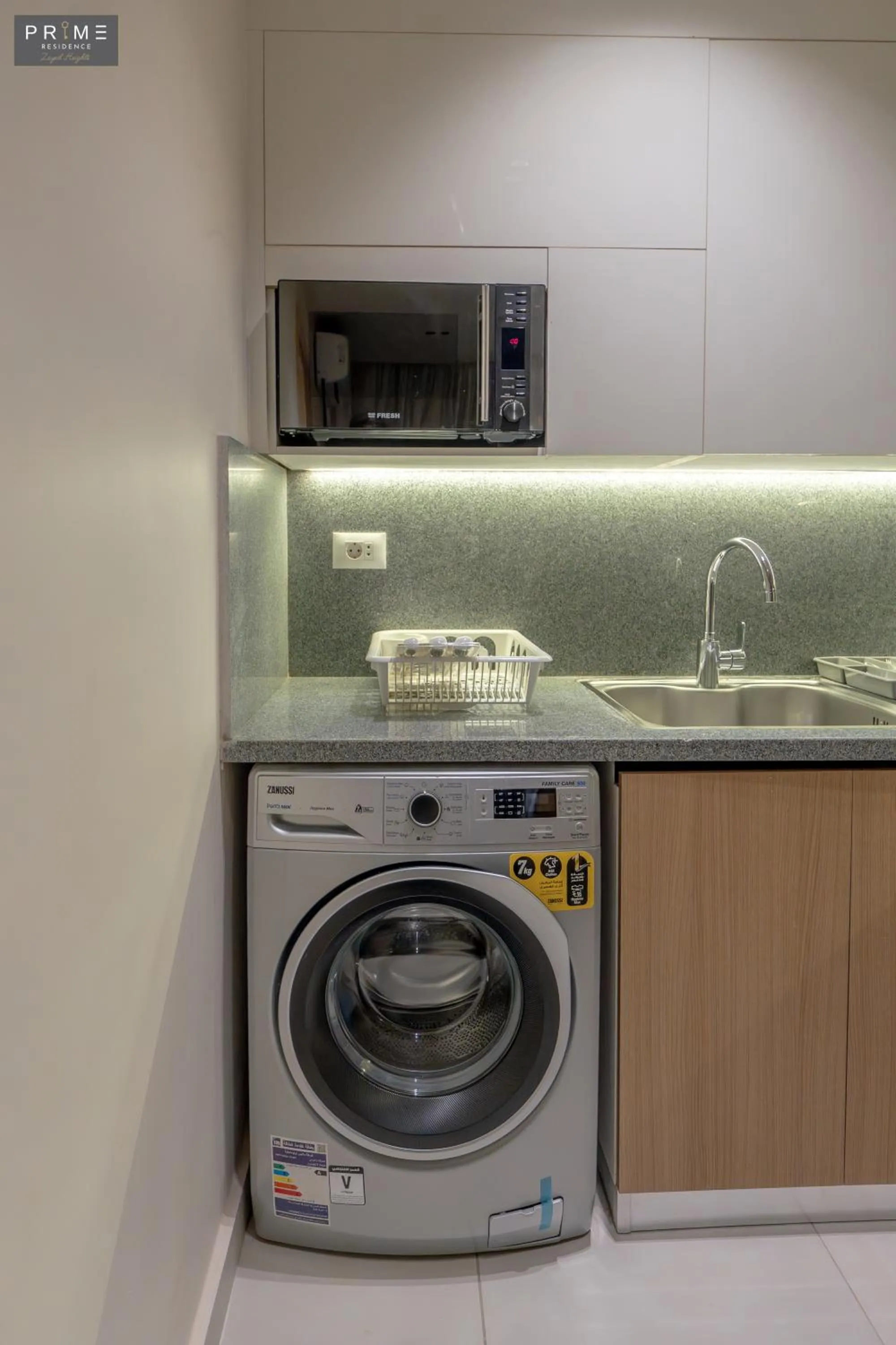 microwave in Prime Residence Zayed Heights