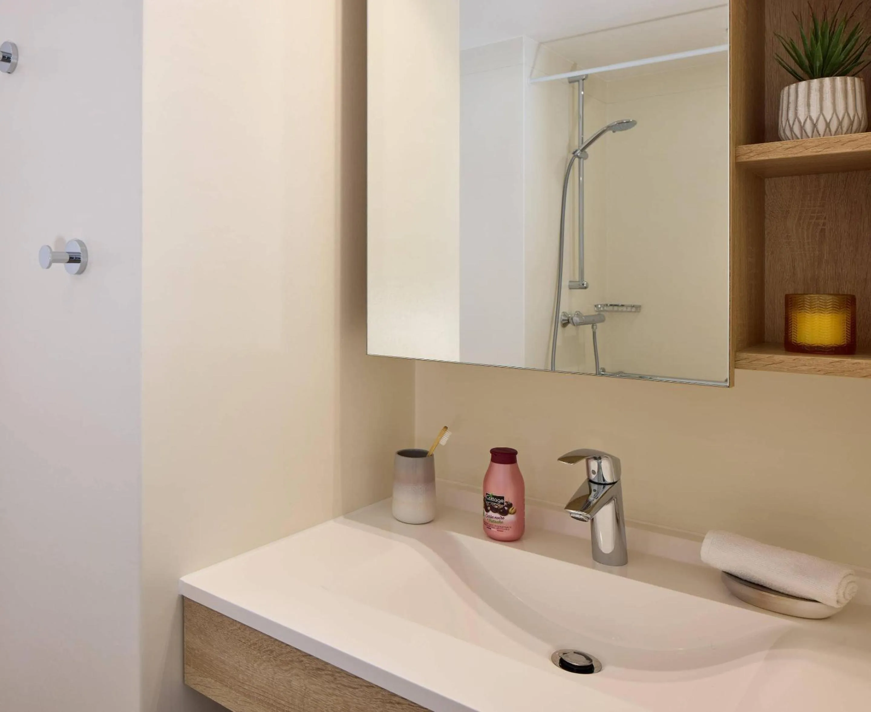 Bedroom in Zenitude Quality Aparthotel Plerin