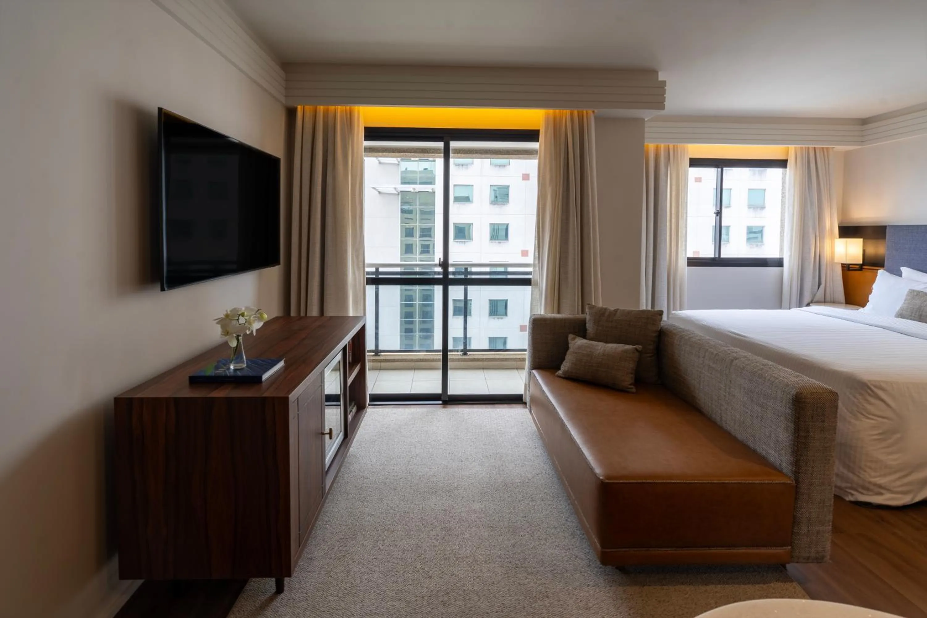 Bedroom, Bed in Estanplaza International