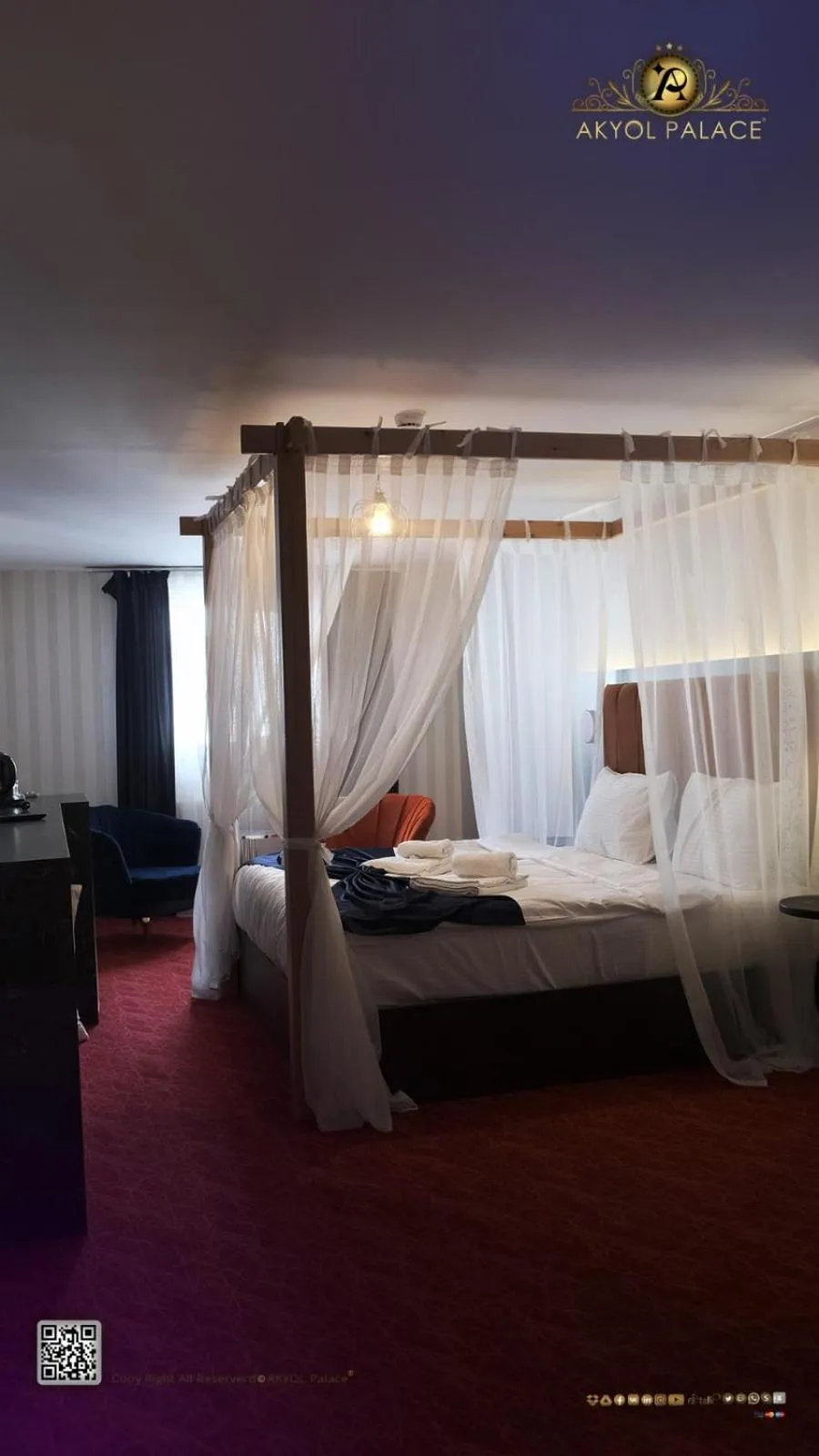 Photo of the whole room, Bed in Akyol Palace