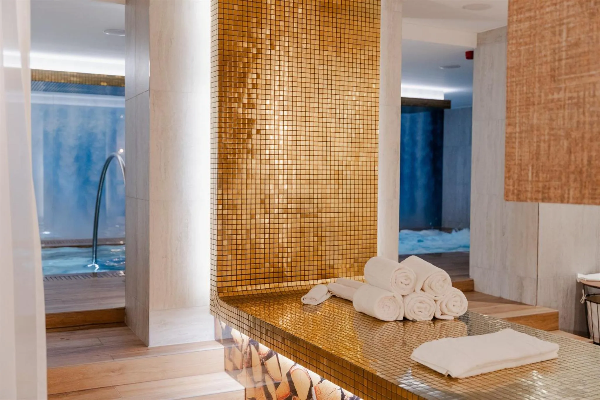 Spa and wellness centre/facilities in Mamaison Hotel Chain Bridge Budapest