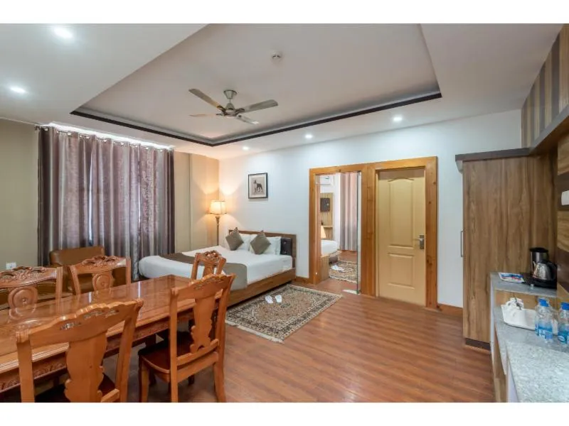 Dining area in Hotel Shiva Sanctuary by DLS Hotels, McLeod Ganj