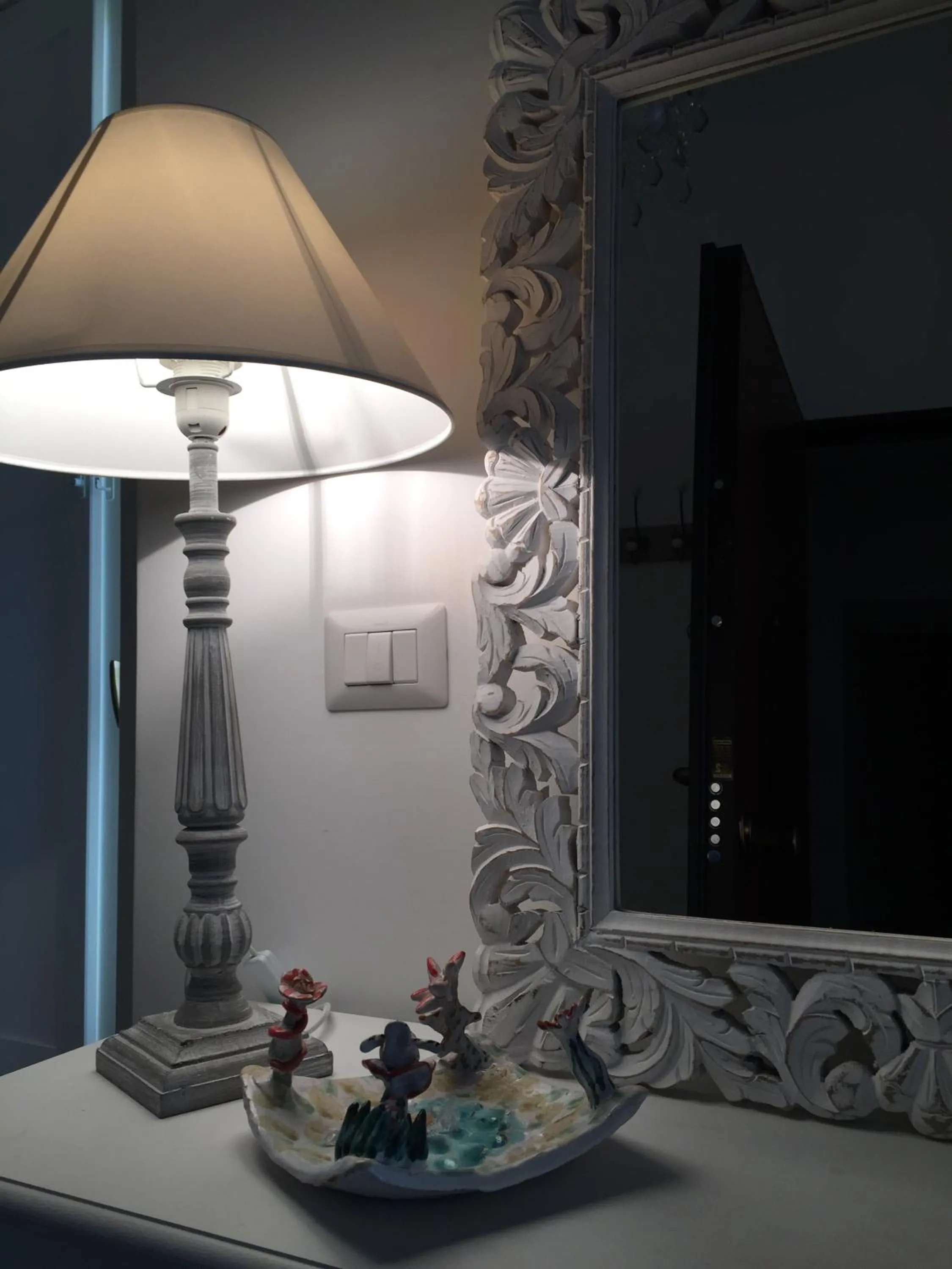 Area and facilities in The Place