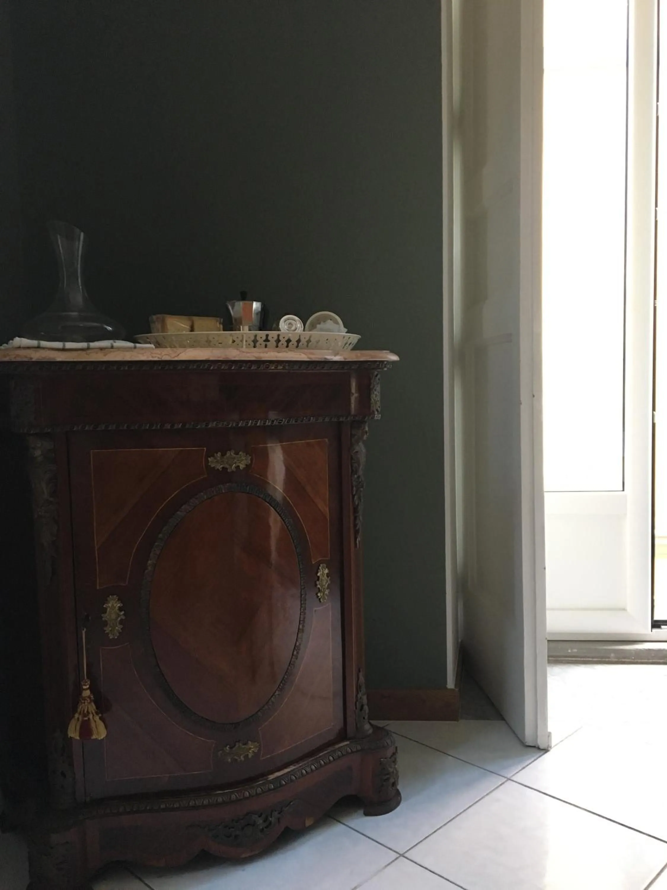 Area and facilities in The Place