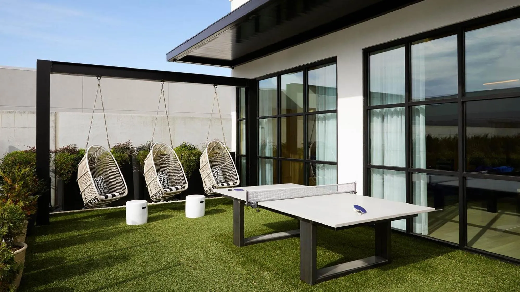 Table tennis in Sentral West Midtown at Star Metals