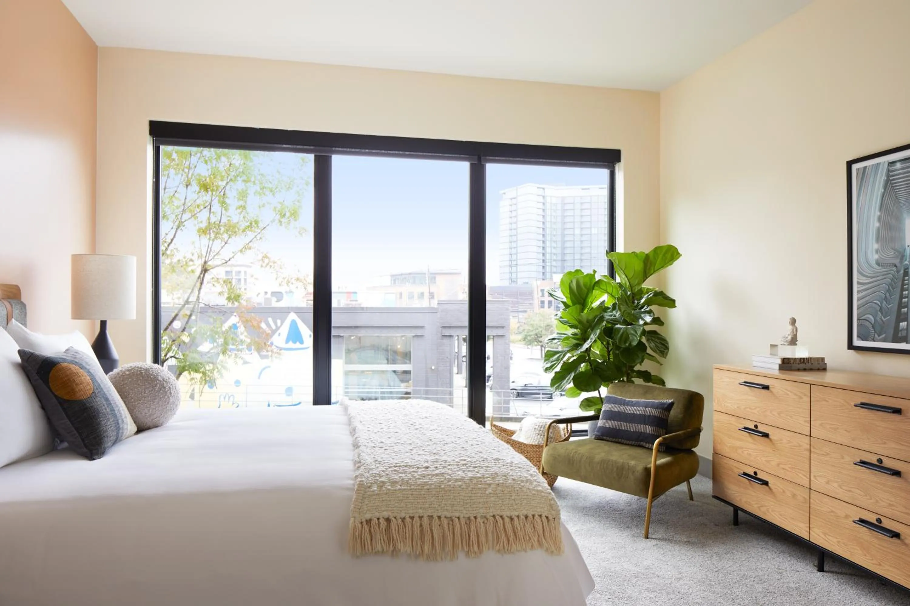 Bed in Sentral West Midtown at Star Metals