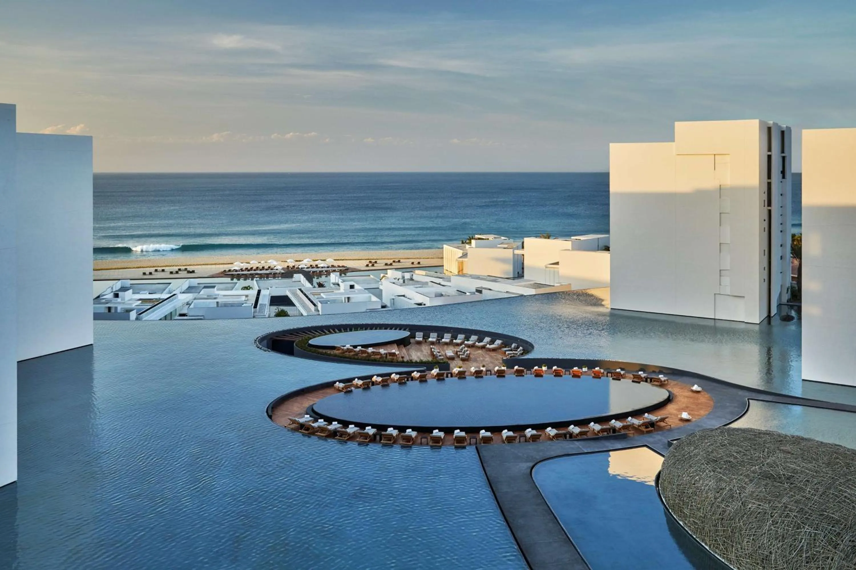Swimming pool in Viceroy Los Cabos
