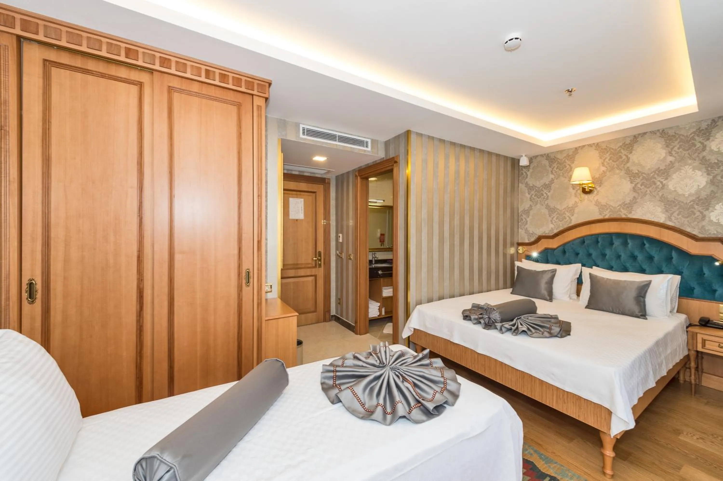 View (from property/room), Bed in Aprilis Gold Hotel - Special Category