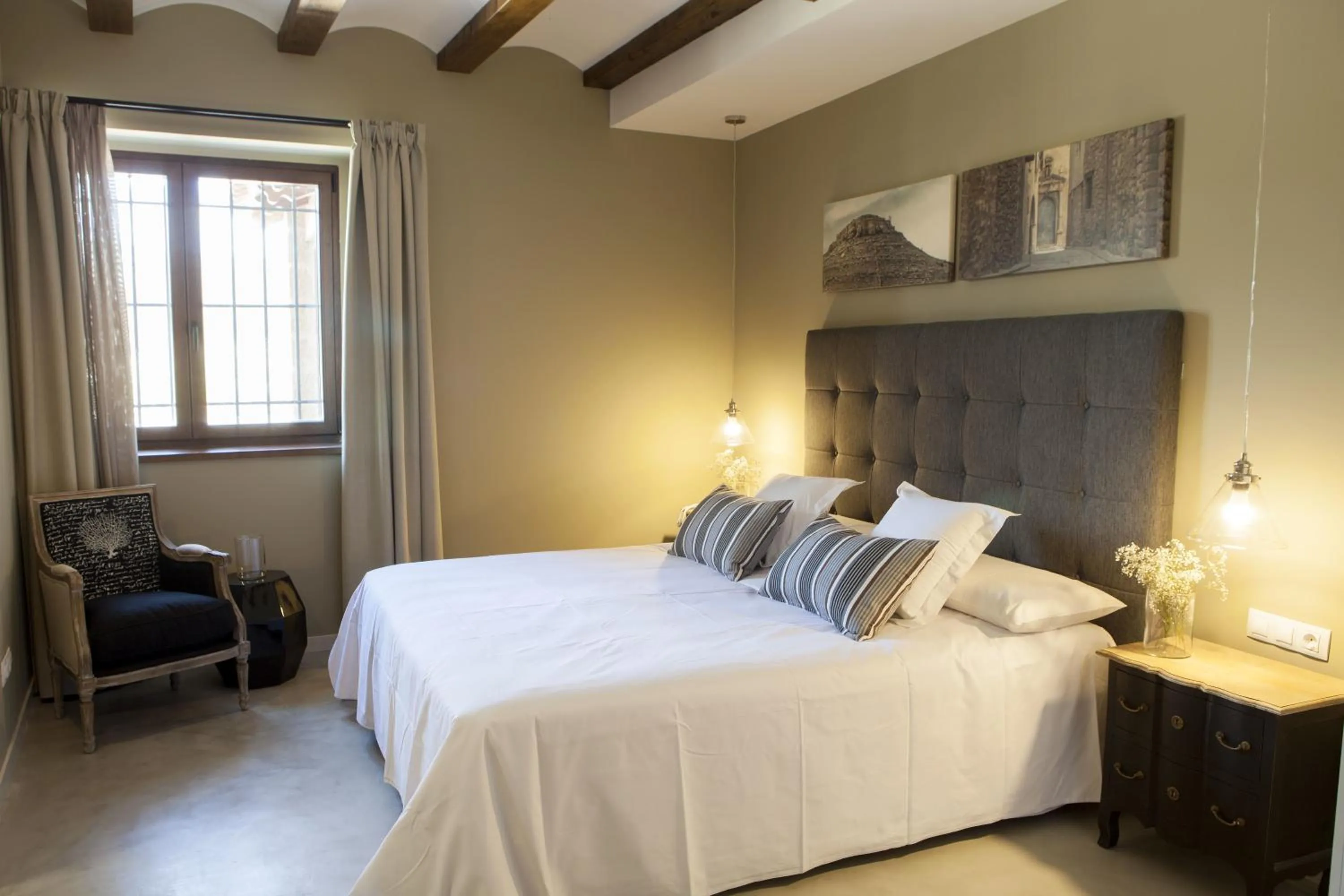 Bed in Hotel Mas De Cebrian