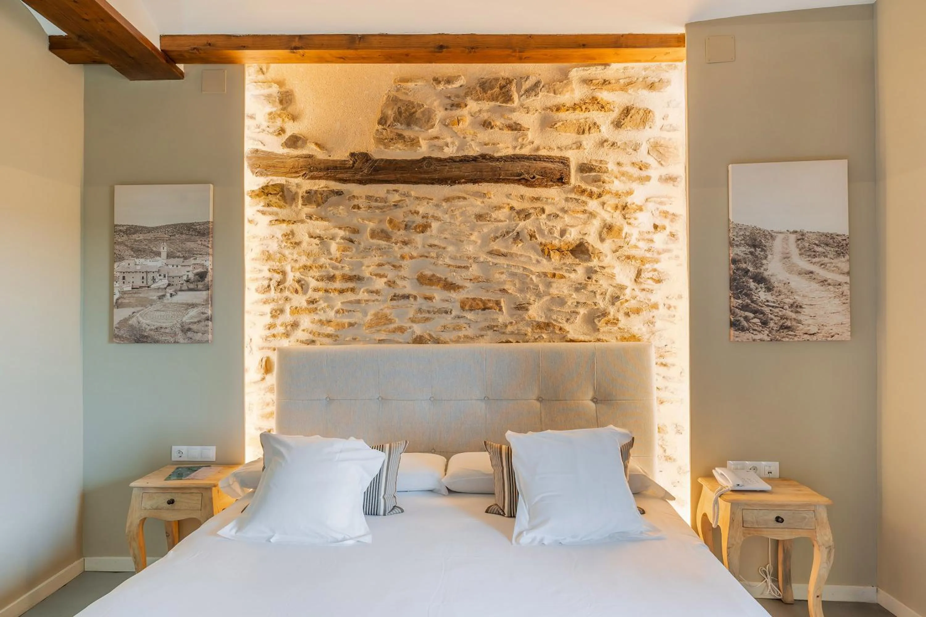 Bedroom, Bed in Hotel Mas De Cebrian