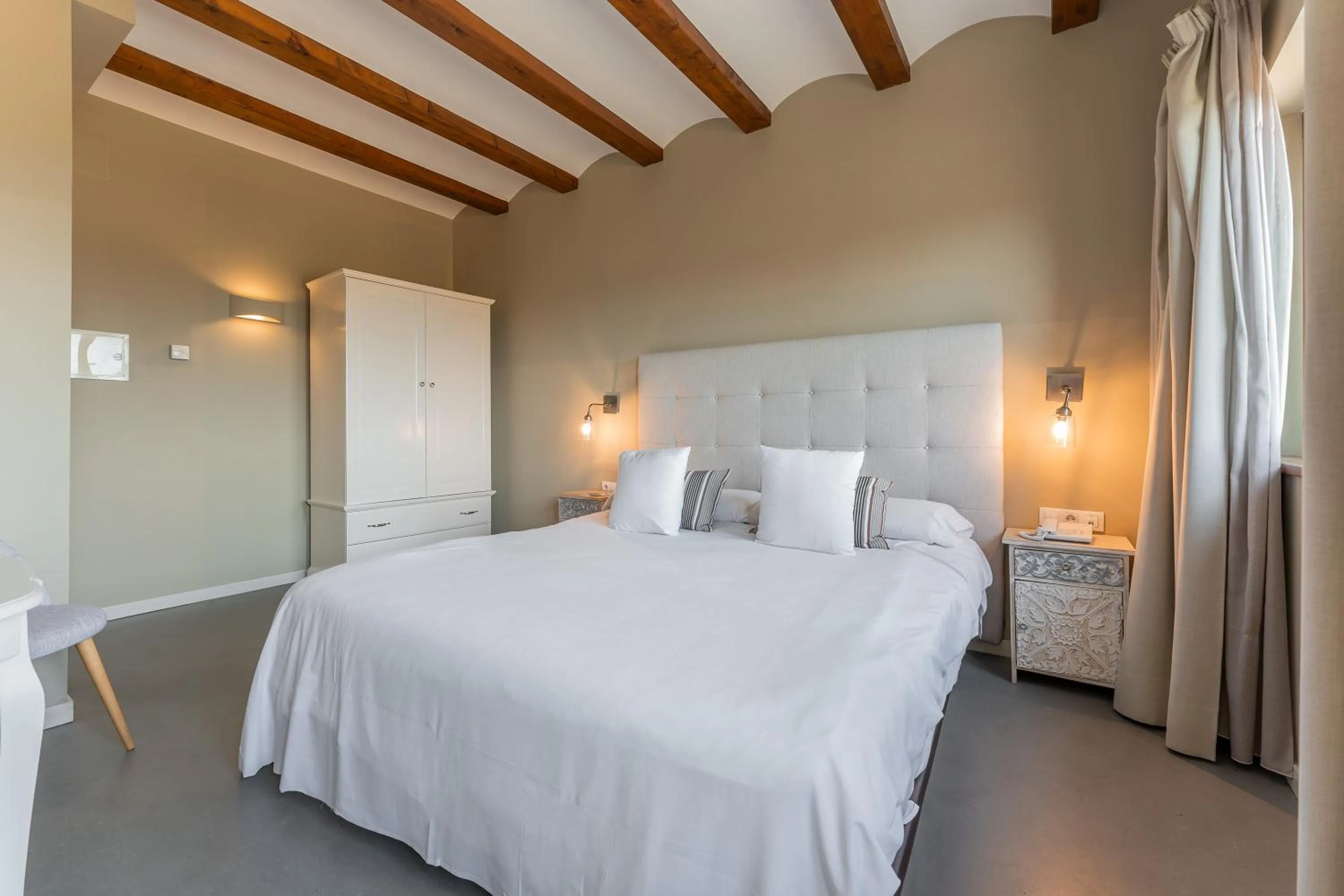 Photo of the whole room, Bed in Hotel Mas De Cebrian