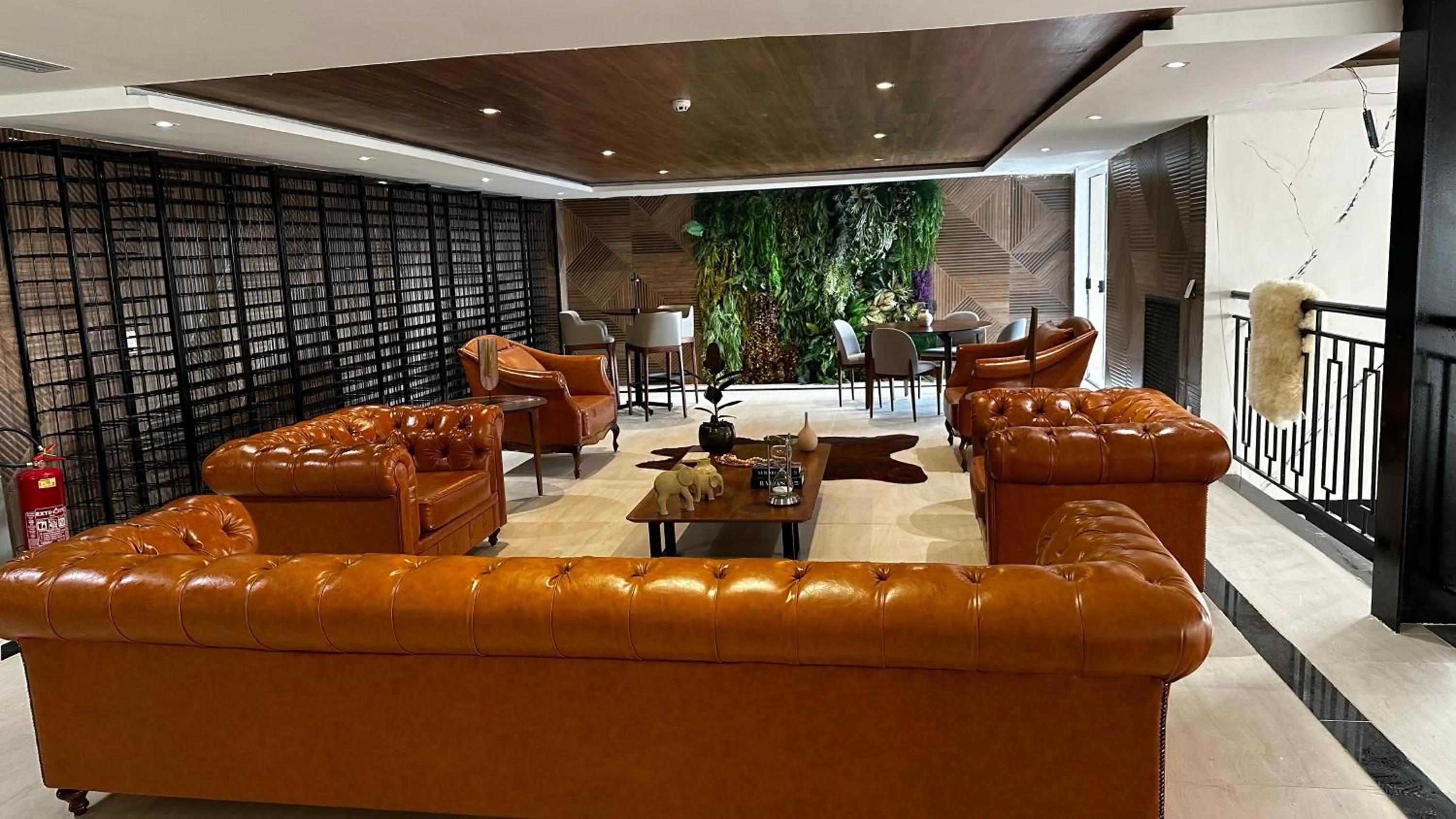 Seating area in Gran Paradiso Campos do Jordão By Ventura OFICIAL