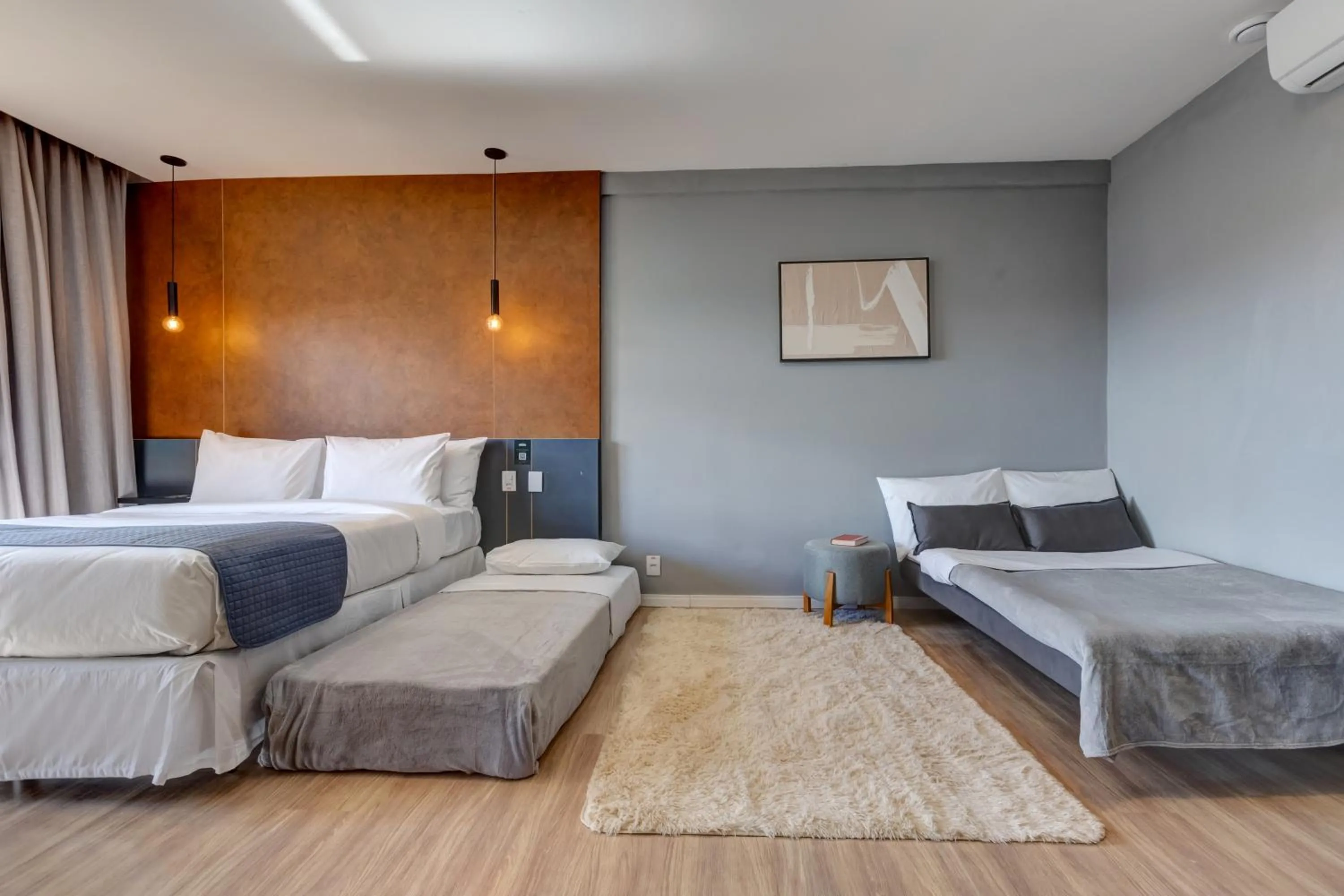 Bedroom, Bed in Gran Paradiso Campos do Jordão By Ventura OFICIAL