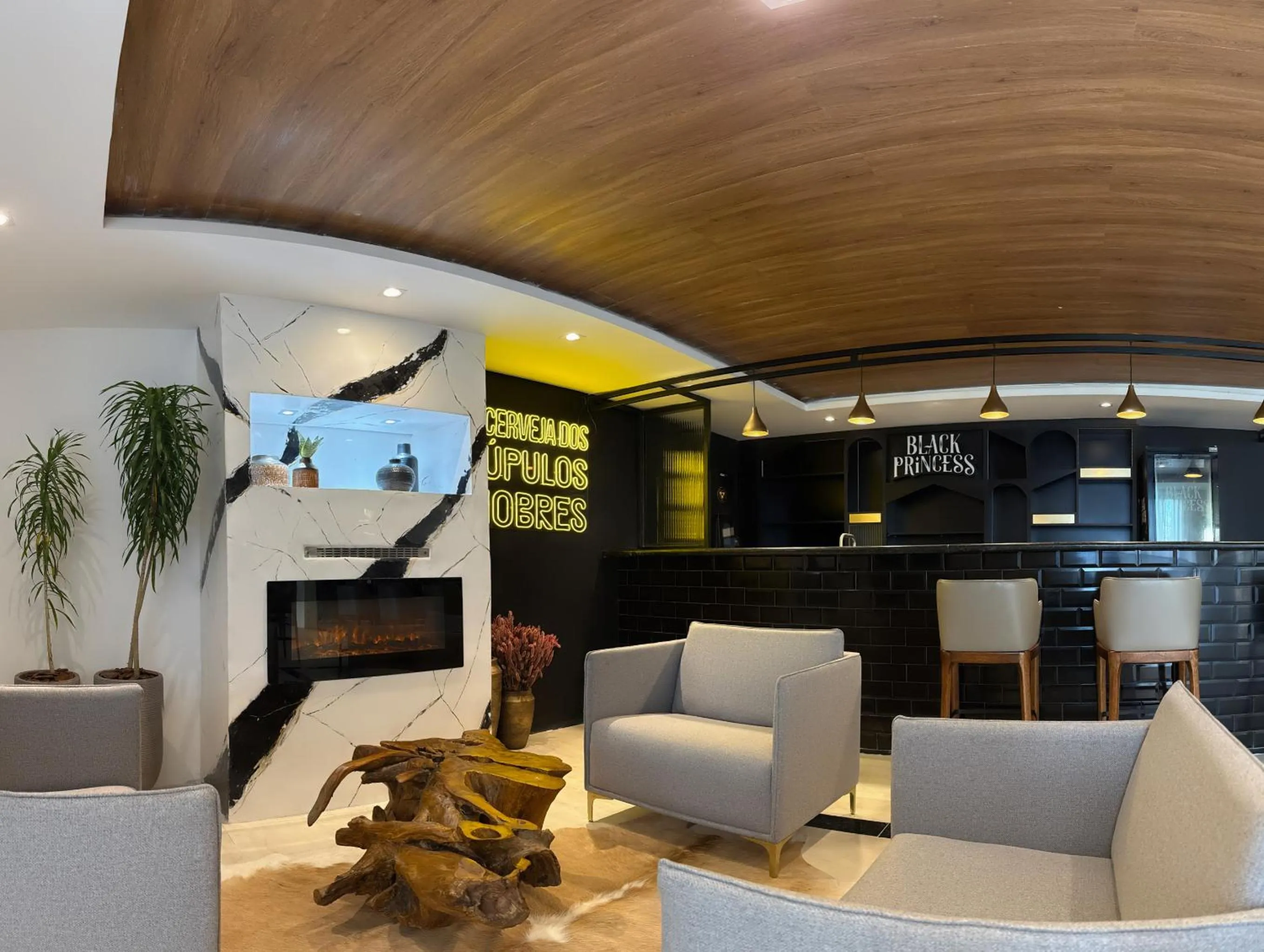 Lounge or bar in Gran Paradiso Campos do Jordão By Ventura OFICIAL