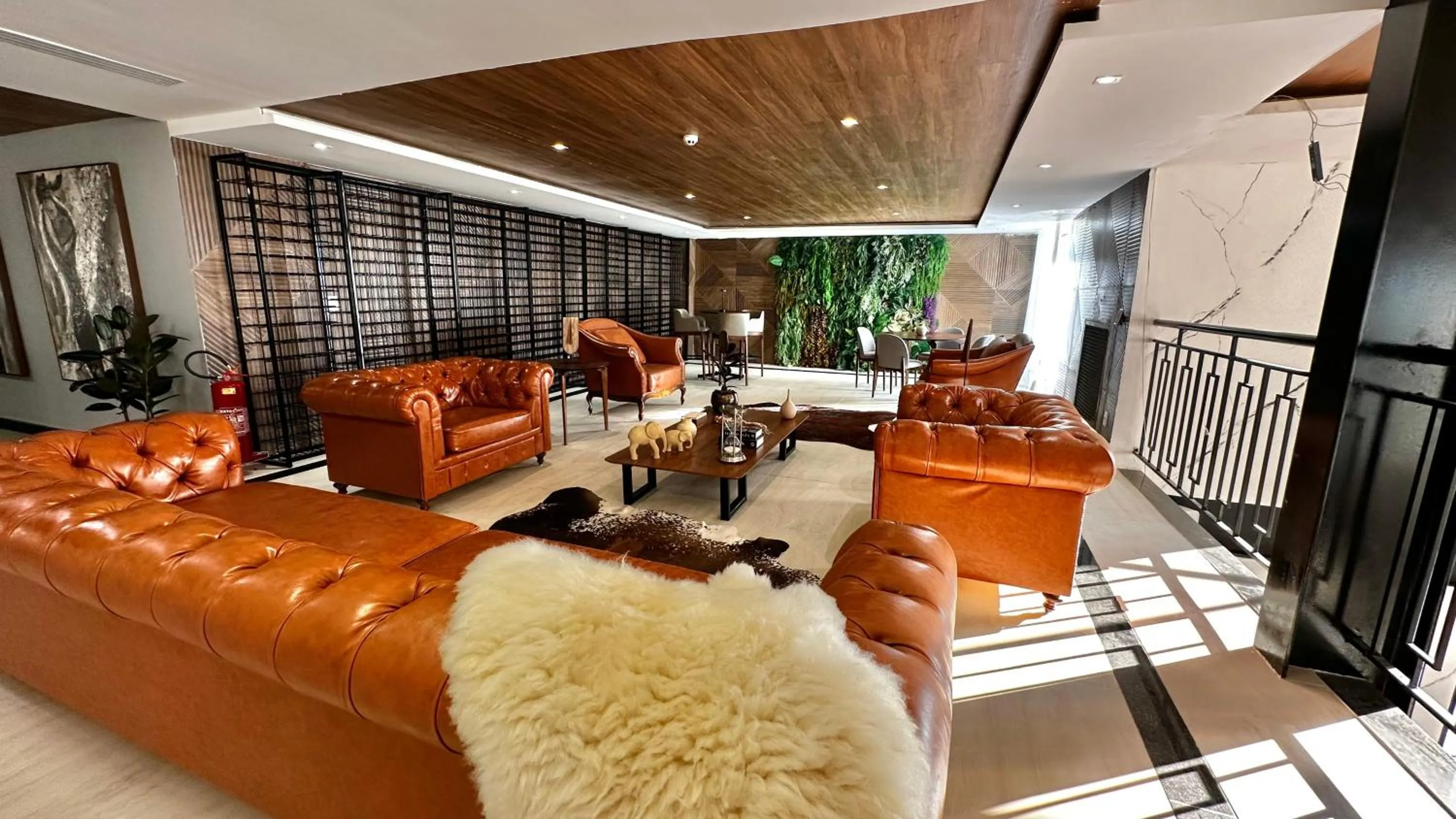 Lounge or bar in Gran Paradiso Campos do Jordão By Ventura OFICIAL