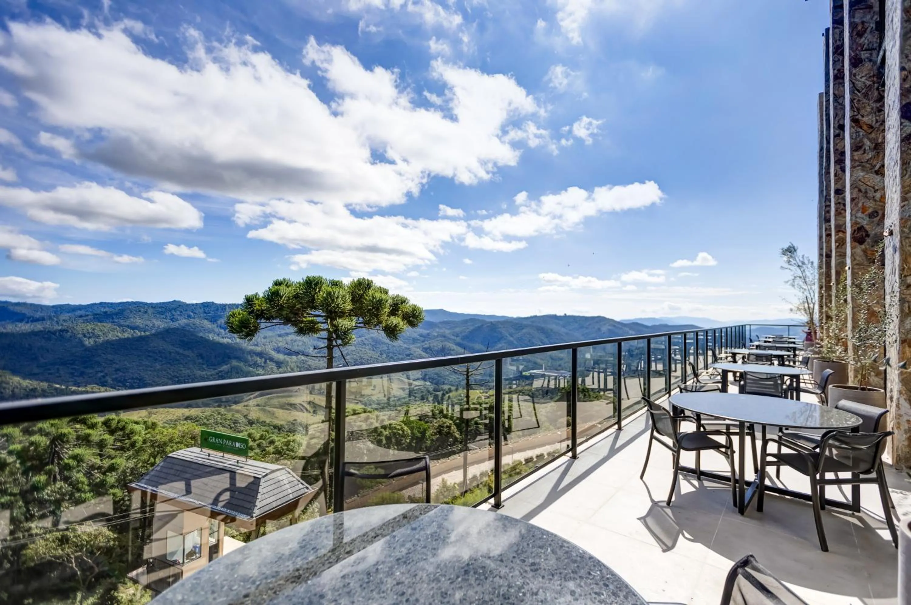 Natural landscape in Gran Paradiso Campos do Jordão By Ventura OFICIAL