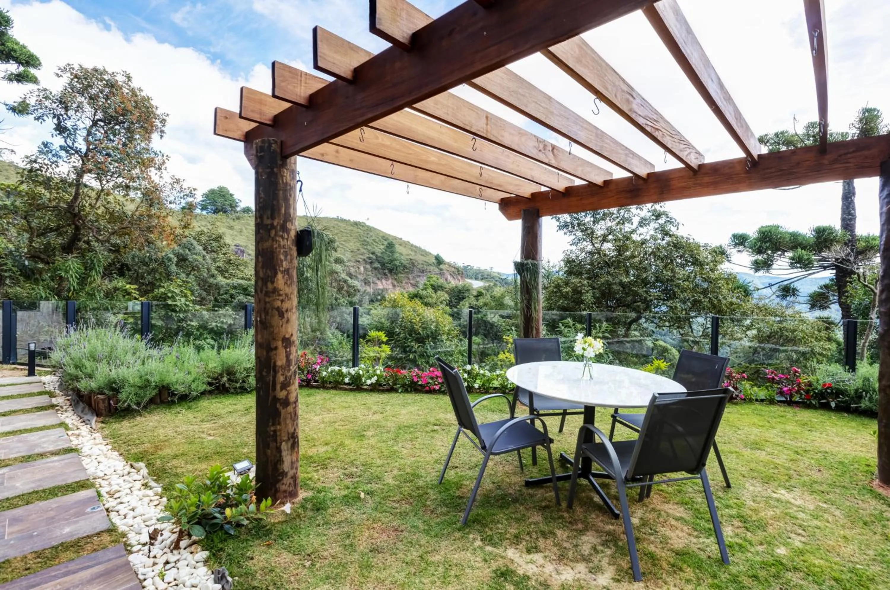 Natural landscape in Gran Paradiso Campos do Jordão By Ventura OFICIAL