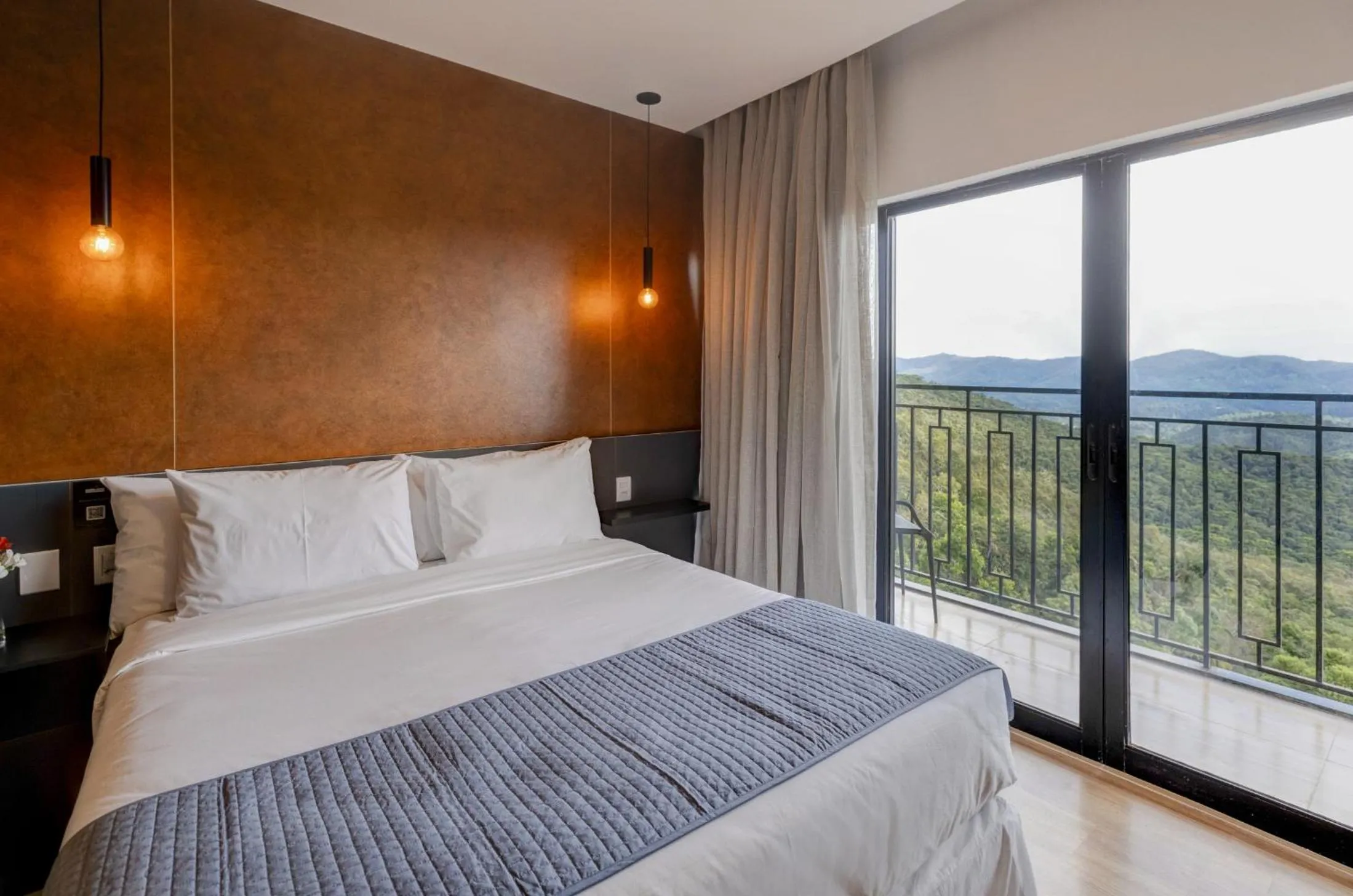 Natural landscape, Bed in Gran Paradiso Campos do Jordão By Ventura OFICIAL