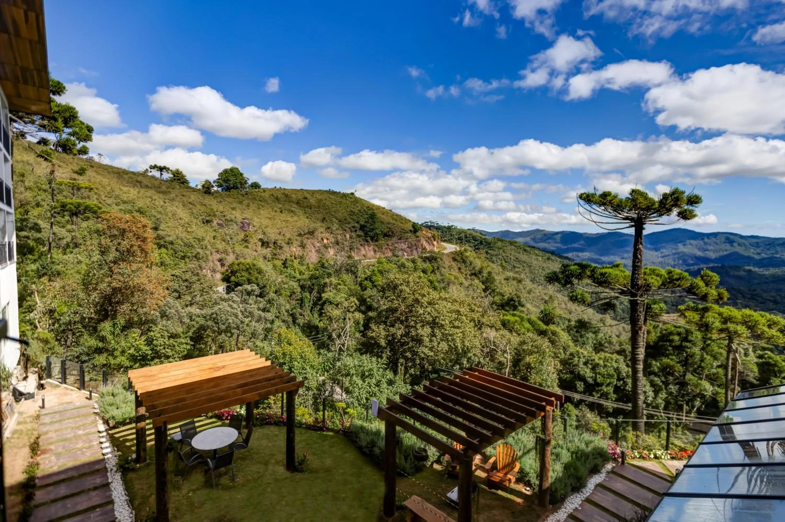 Natural landscape in Gran Paradiso Campos do Jordão By Ventura OFICIAL