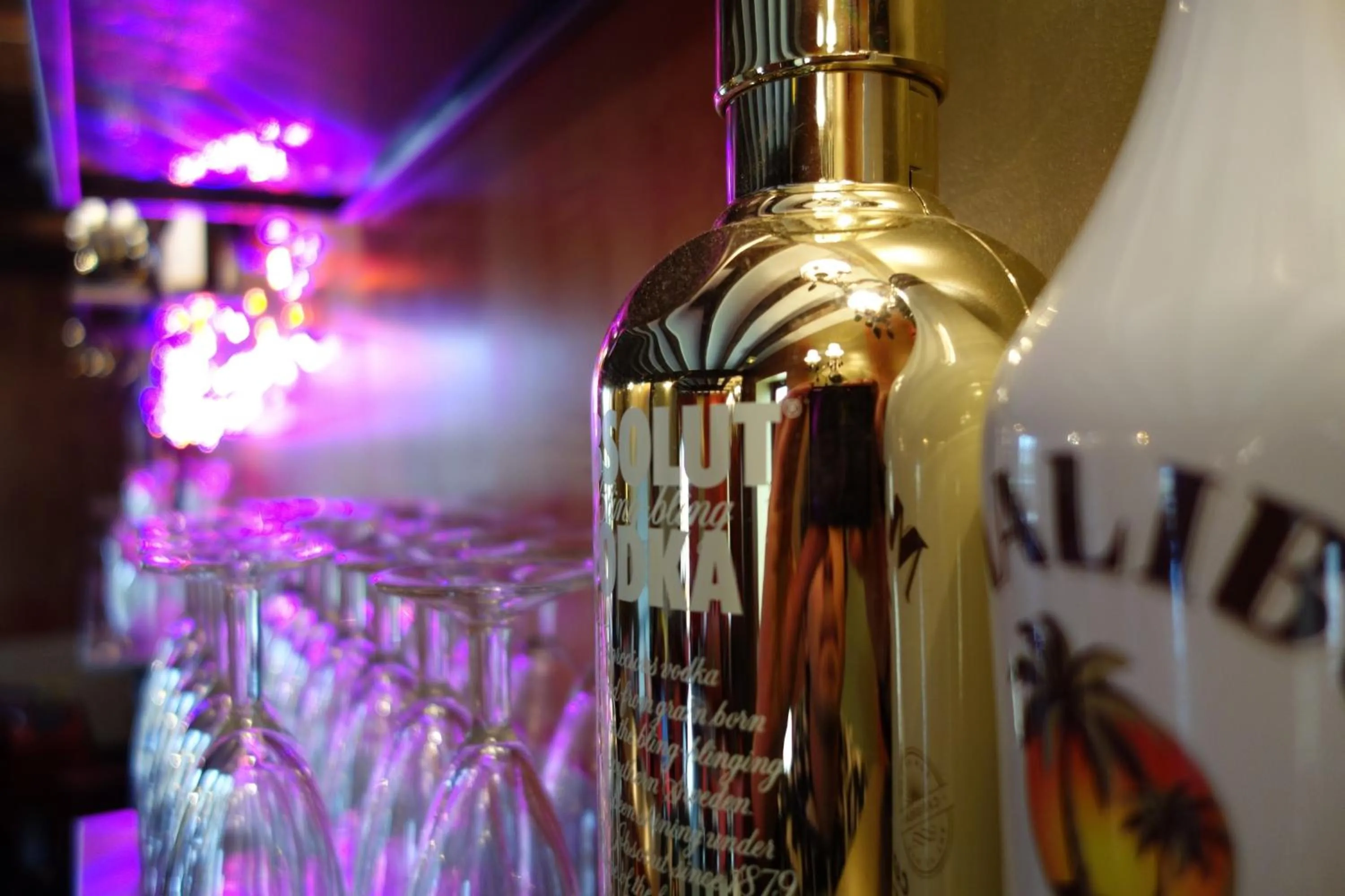 Restaurant/places to eat in Le Fauverney Lodge