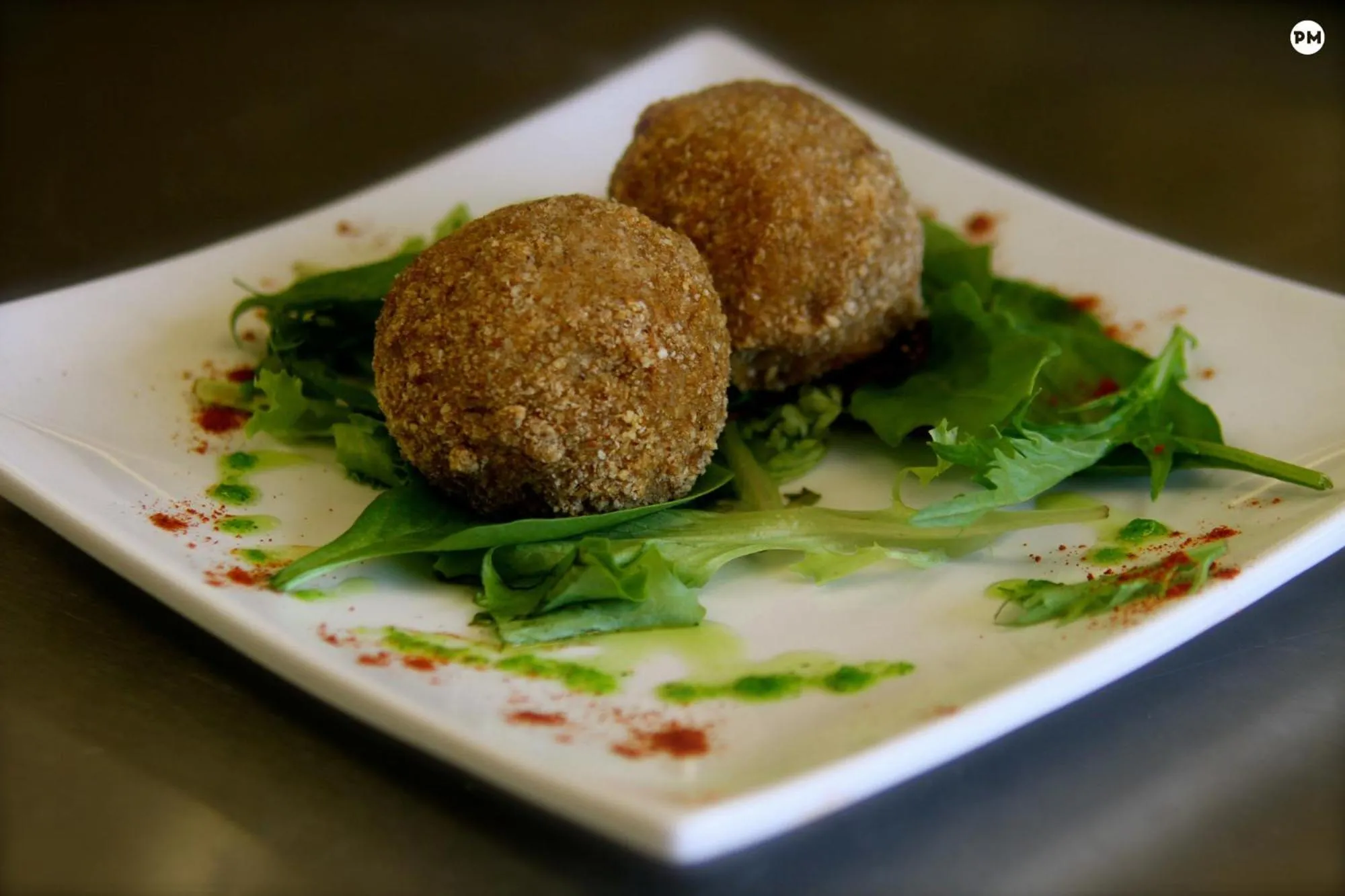 Restaurant/places to eat in Le Fauverney Lodge