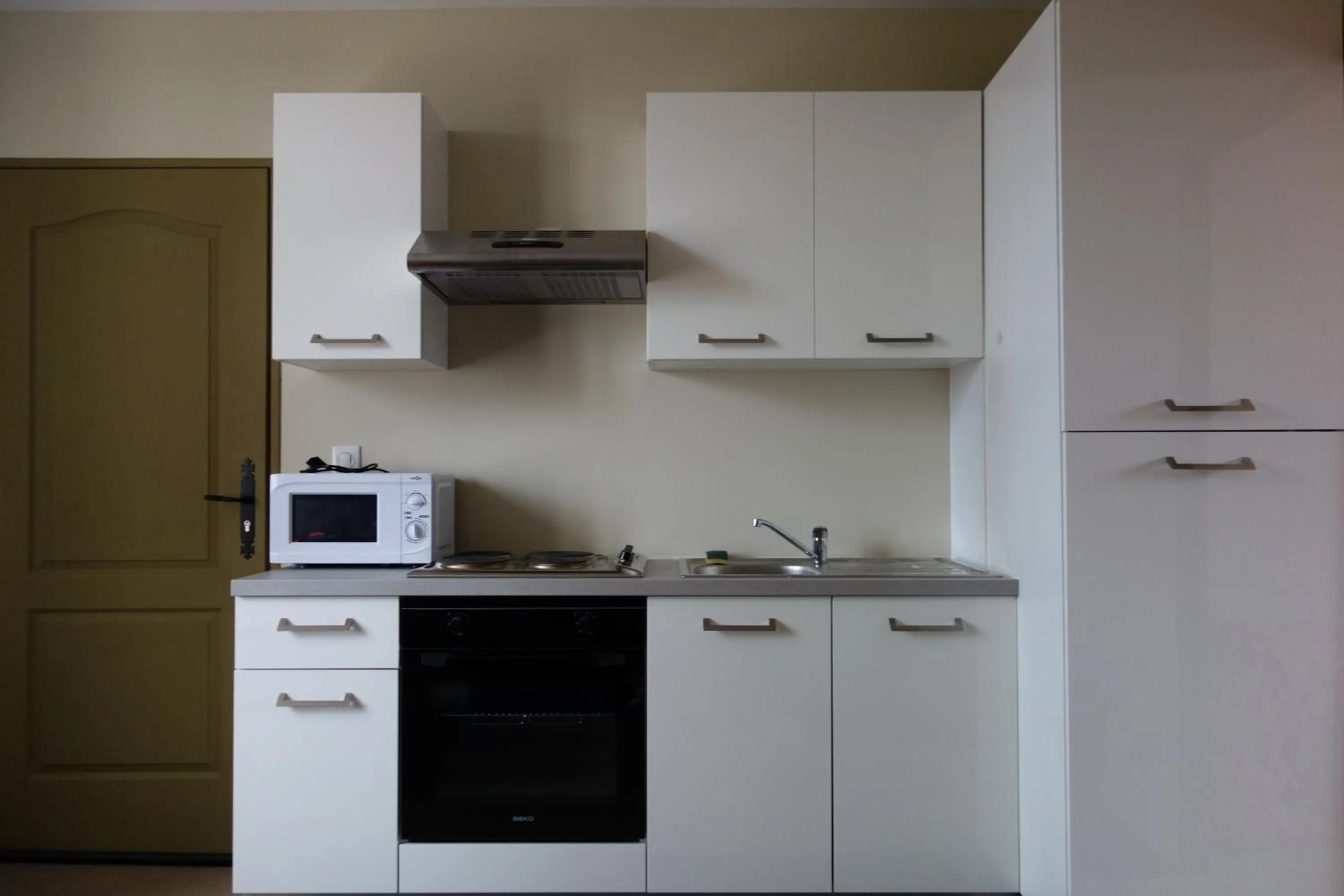 Kitchen or kitchenette in Le Fauverney Lodge