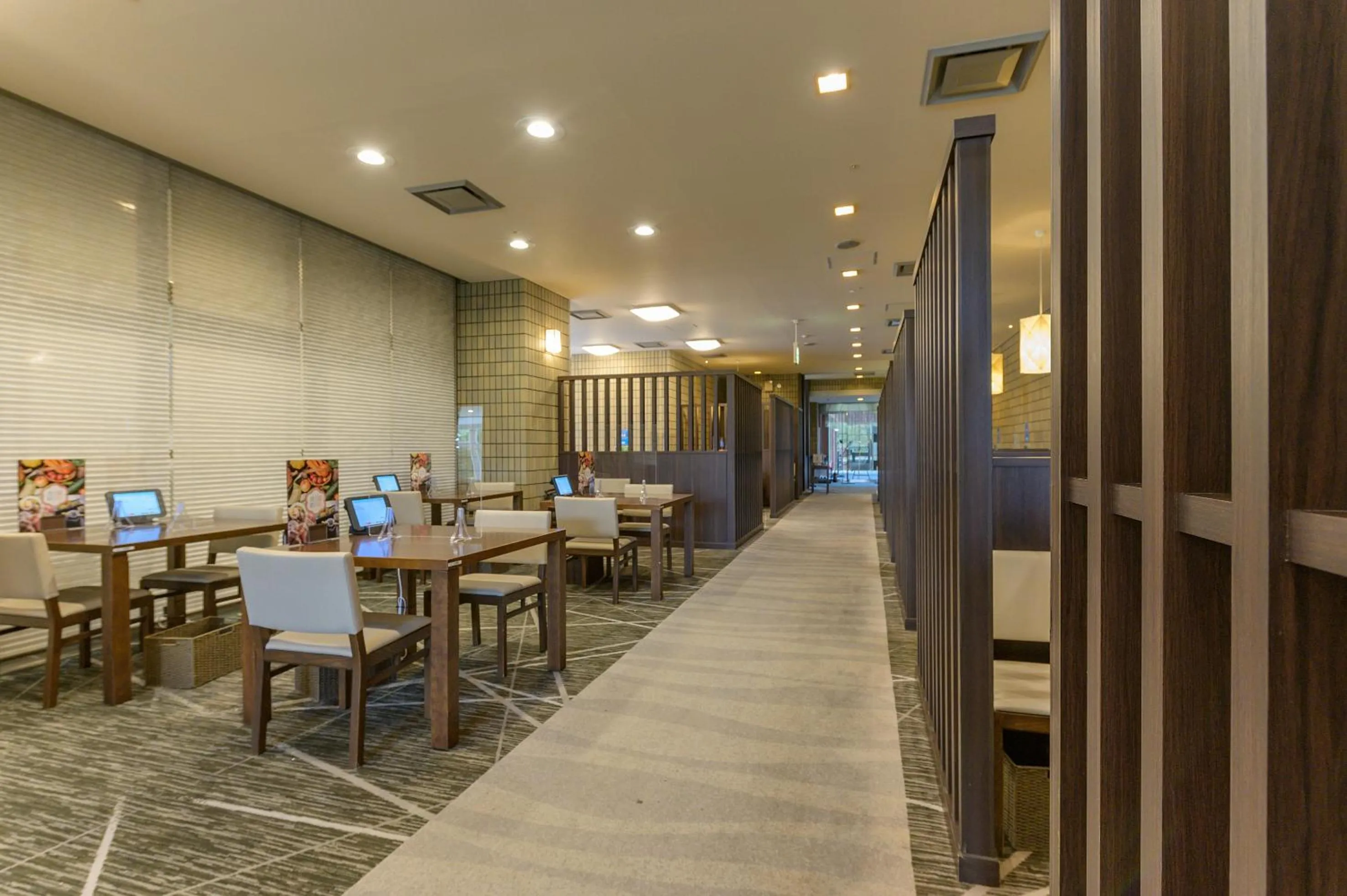 Restaurant/places to eat in ホテル京都エミナースManyonoyuHotelKyotoEminence