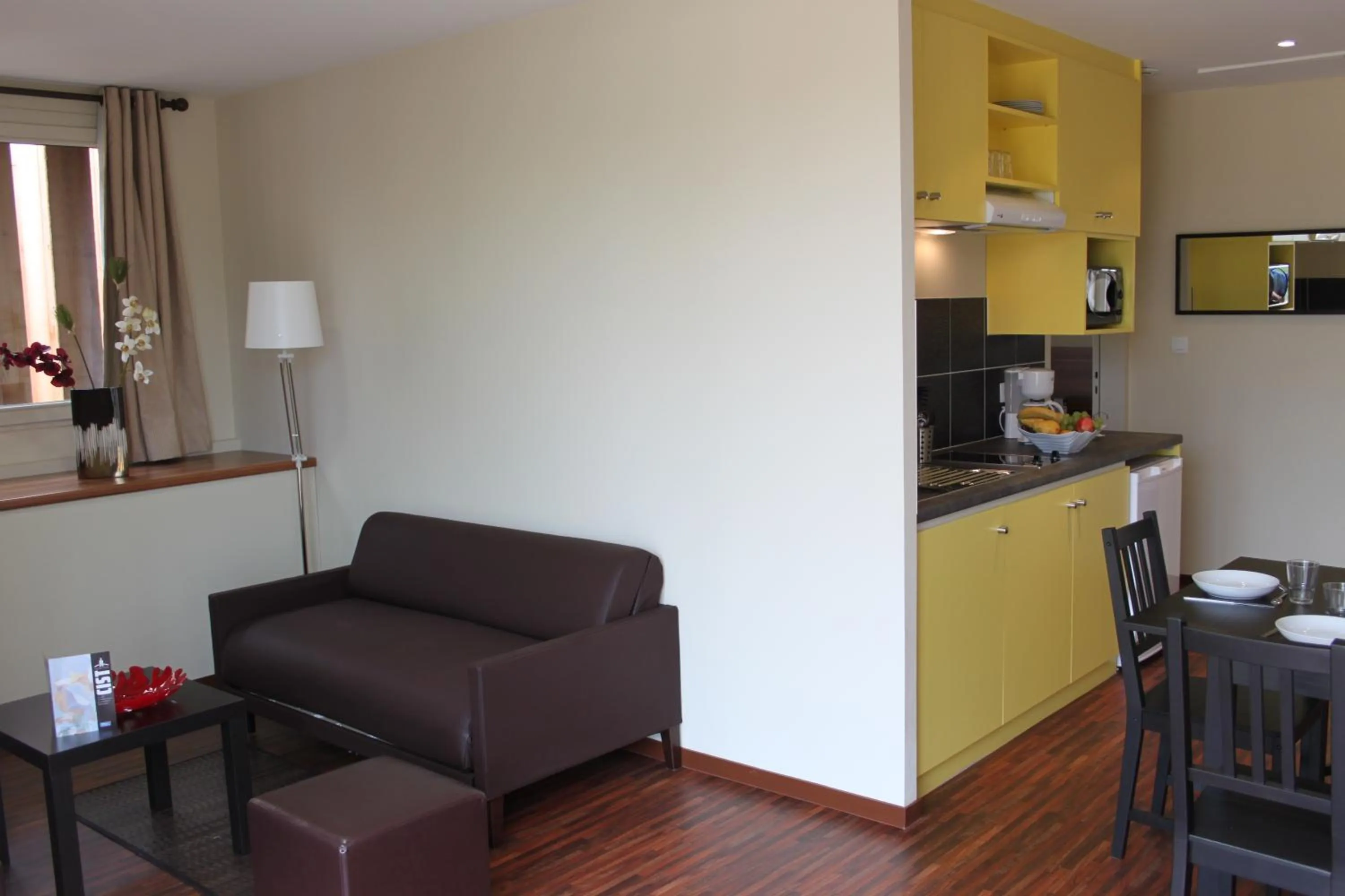 Dining area in Domaine d'Ariane