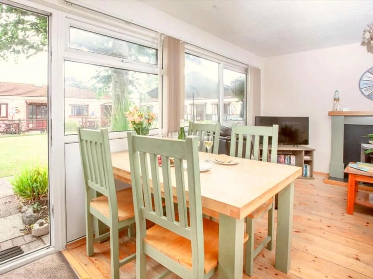Dining area in Dawlish Warren Holidays