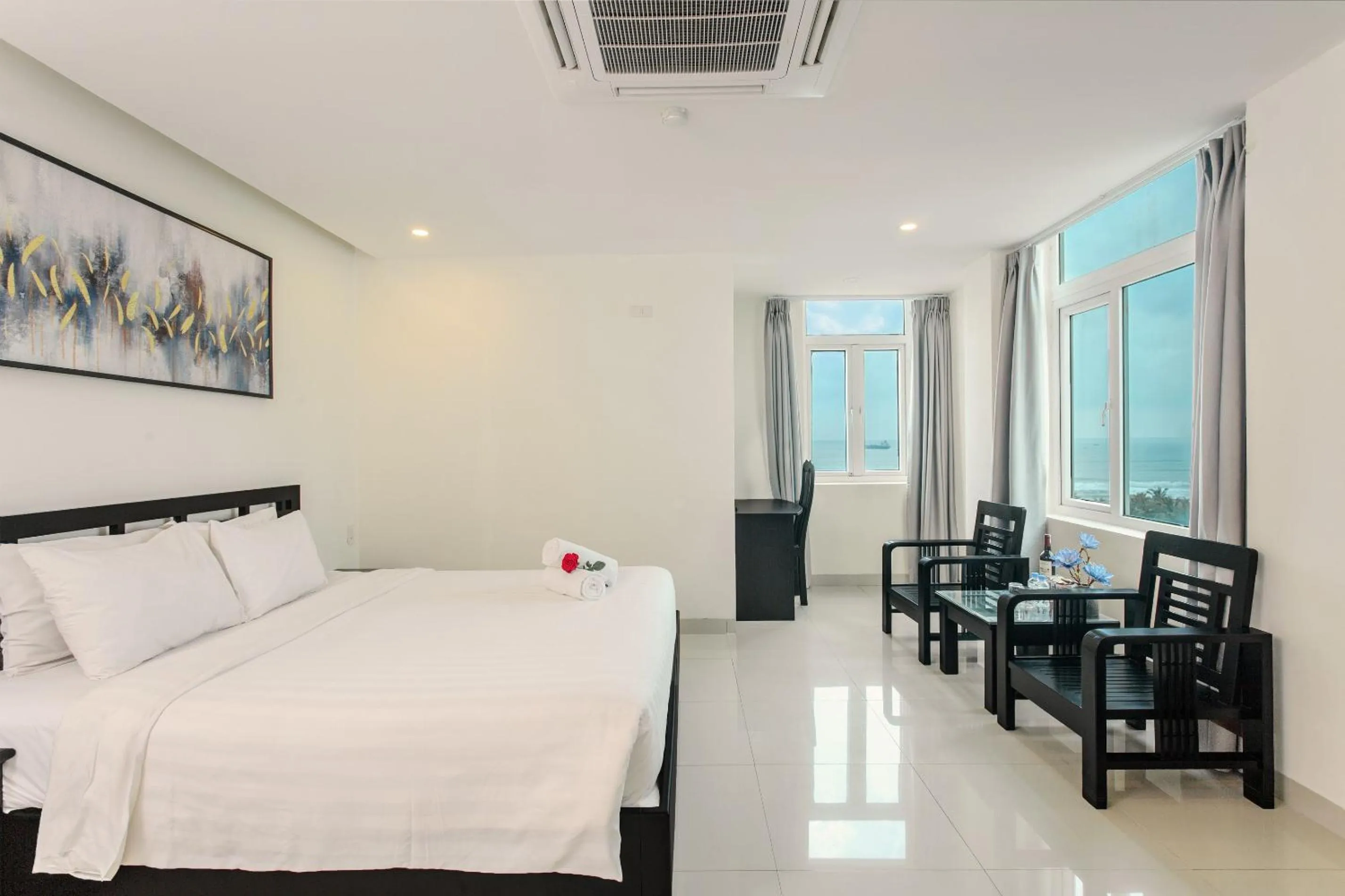 Bed in Seavitel Danang Beach Hotel